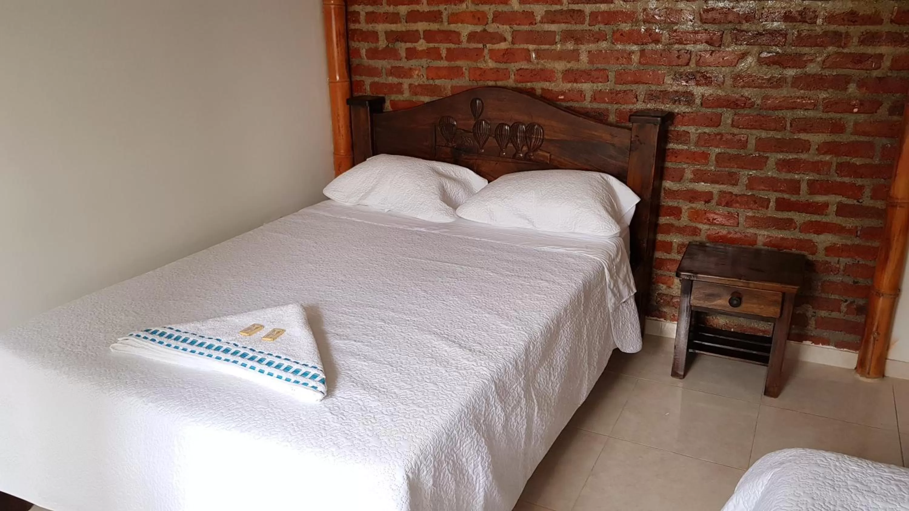 Bed in Dedalos Fly House