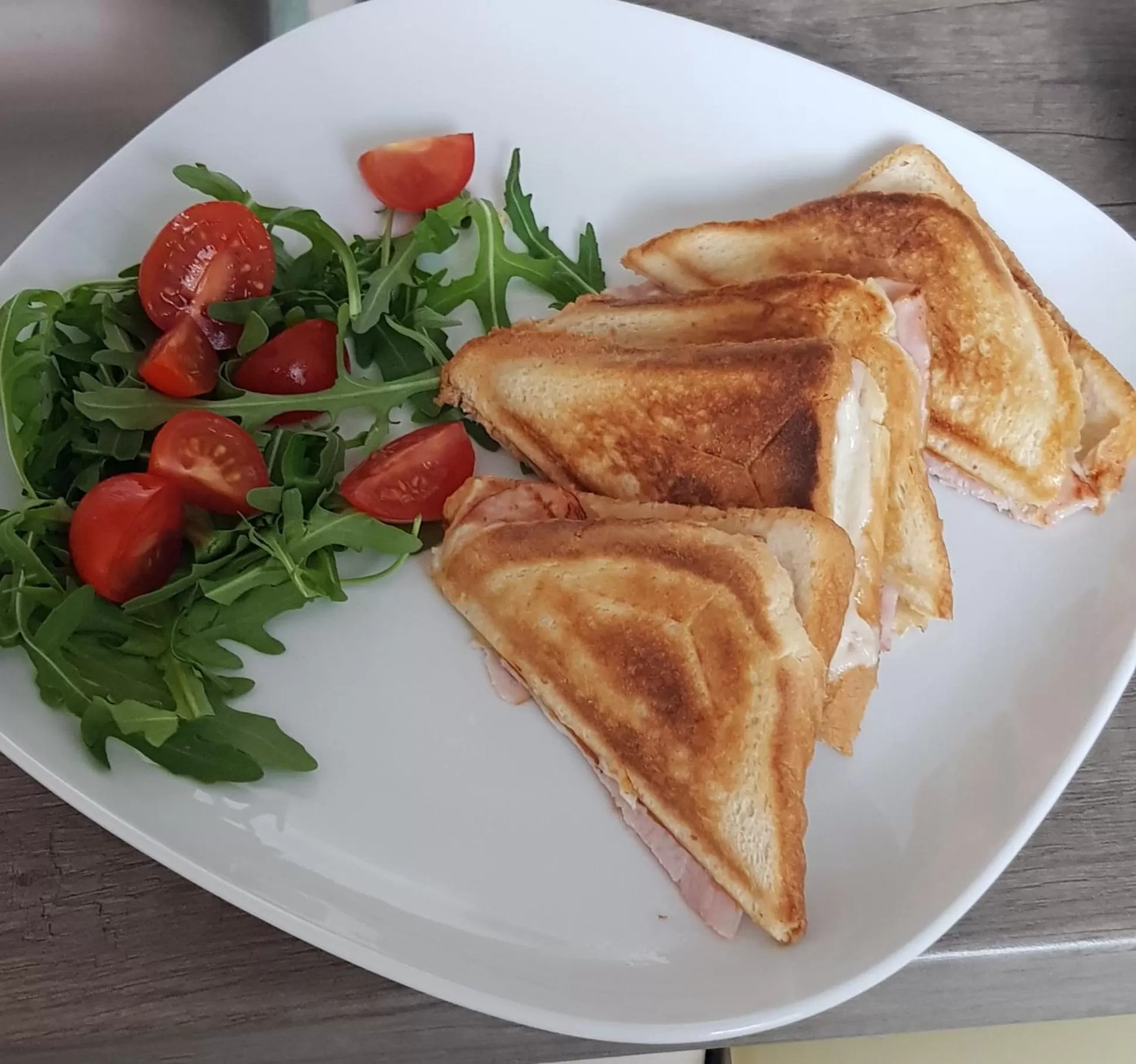 Breakfast in Familia Panzió & Apartmanház Győr