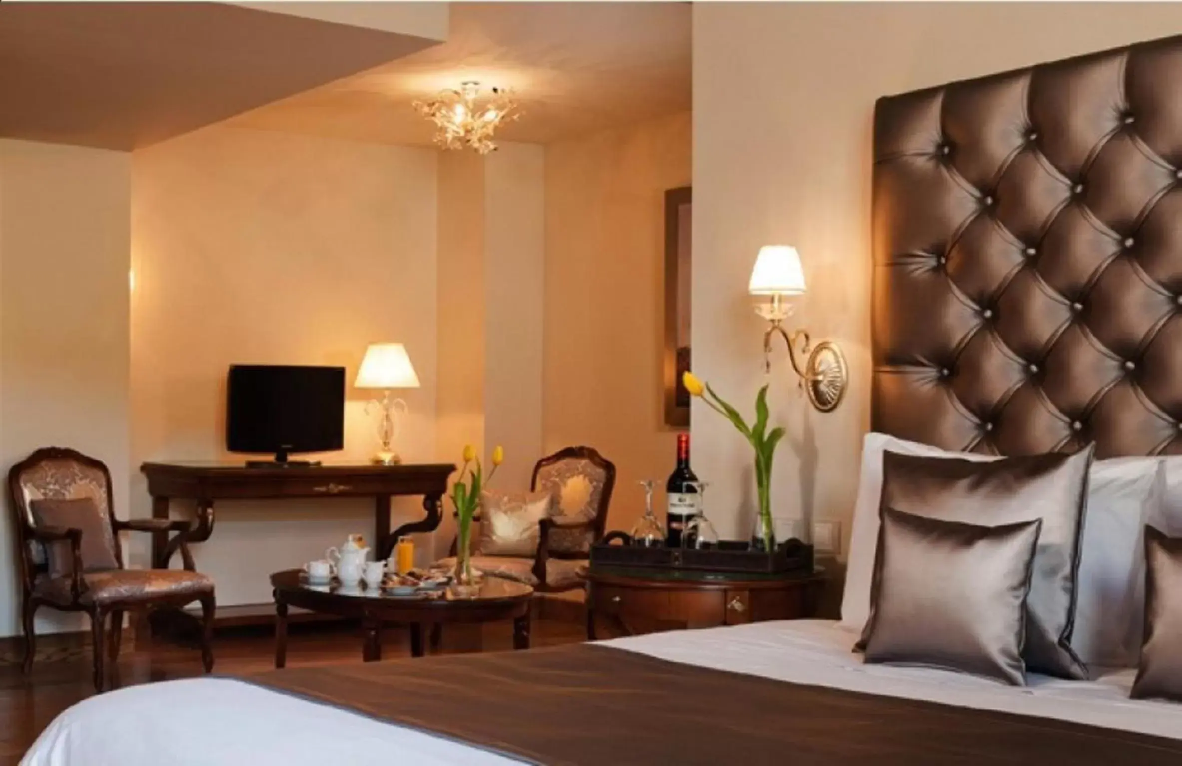 Bed in Tagli Resort & Villas
