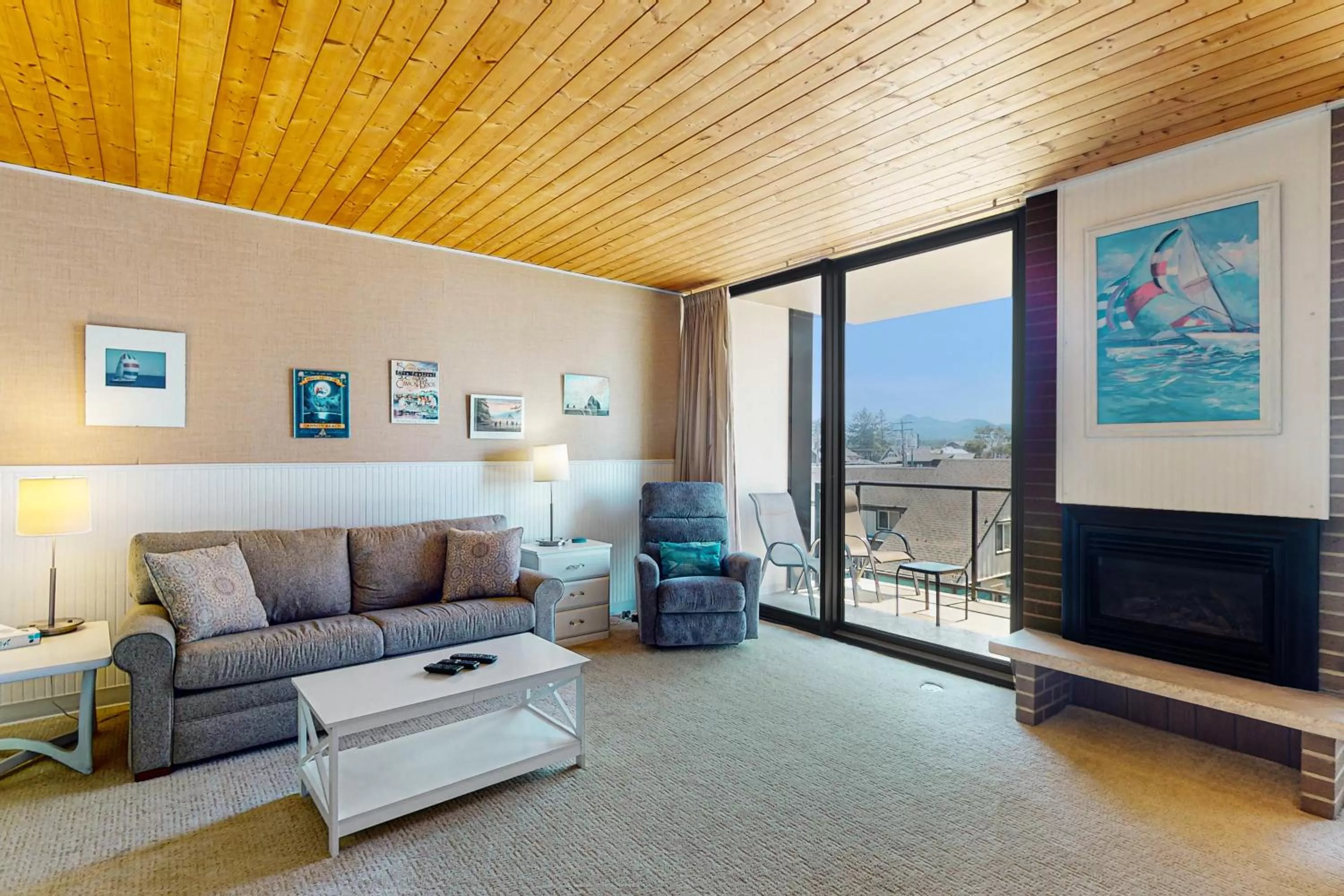 Seating Area in Sand & Sea: Agate Hunter (210)