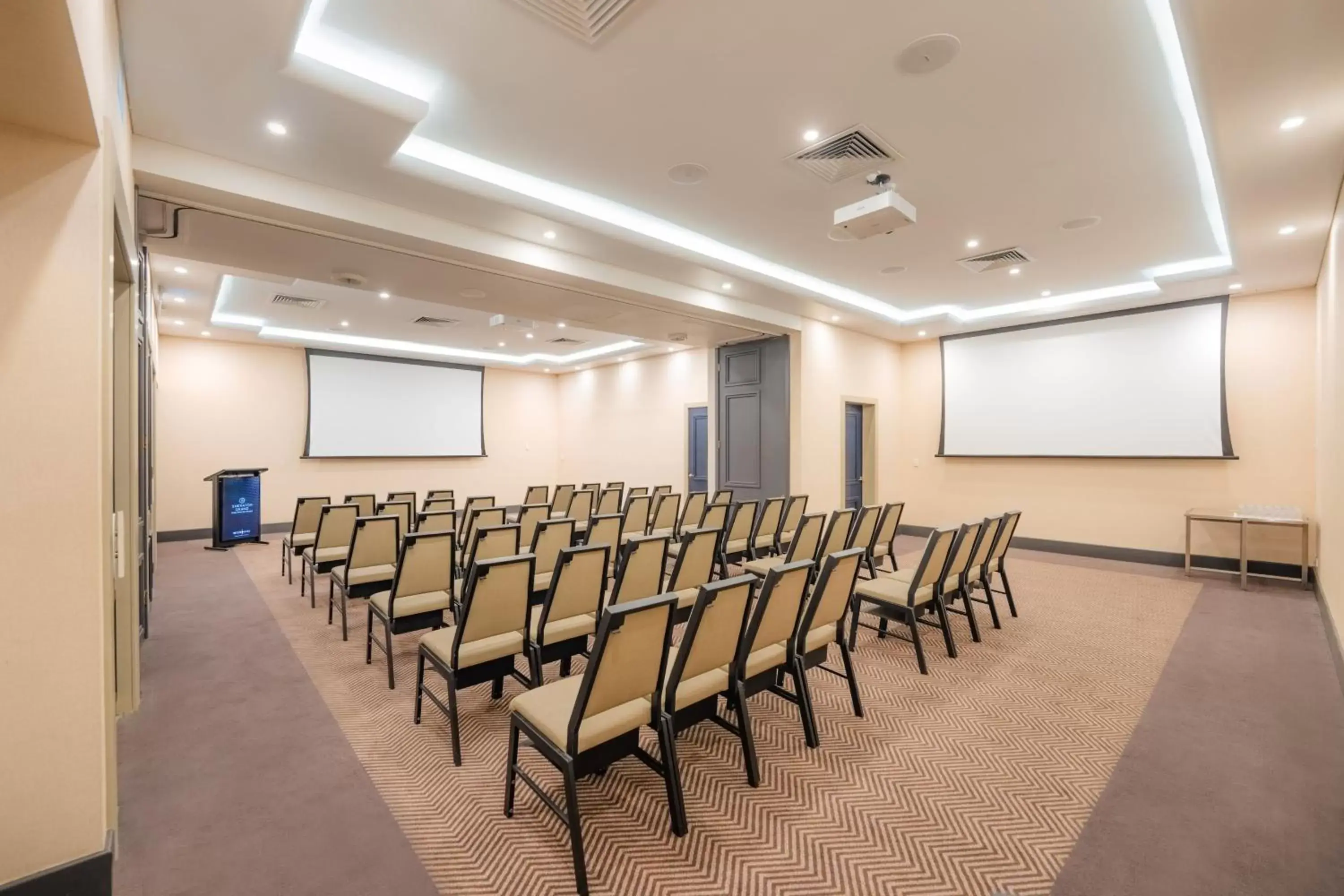 Meeting/conference room in Sheraton Grand Mirage Resort, Port Douglas