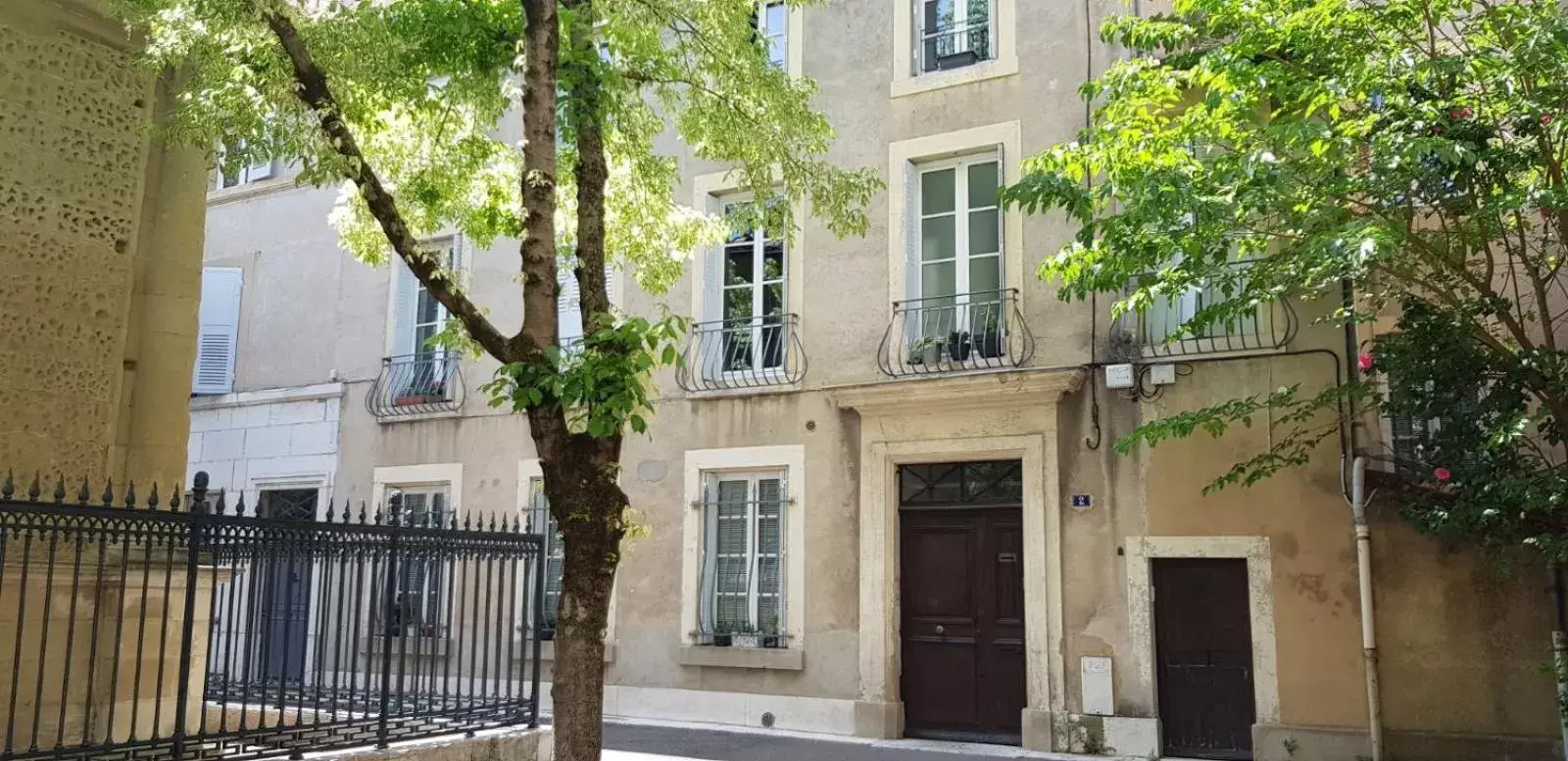 Property Building in Chambre de charme au coeur du vieux Valence