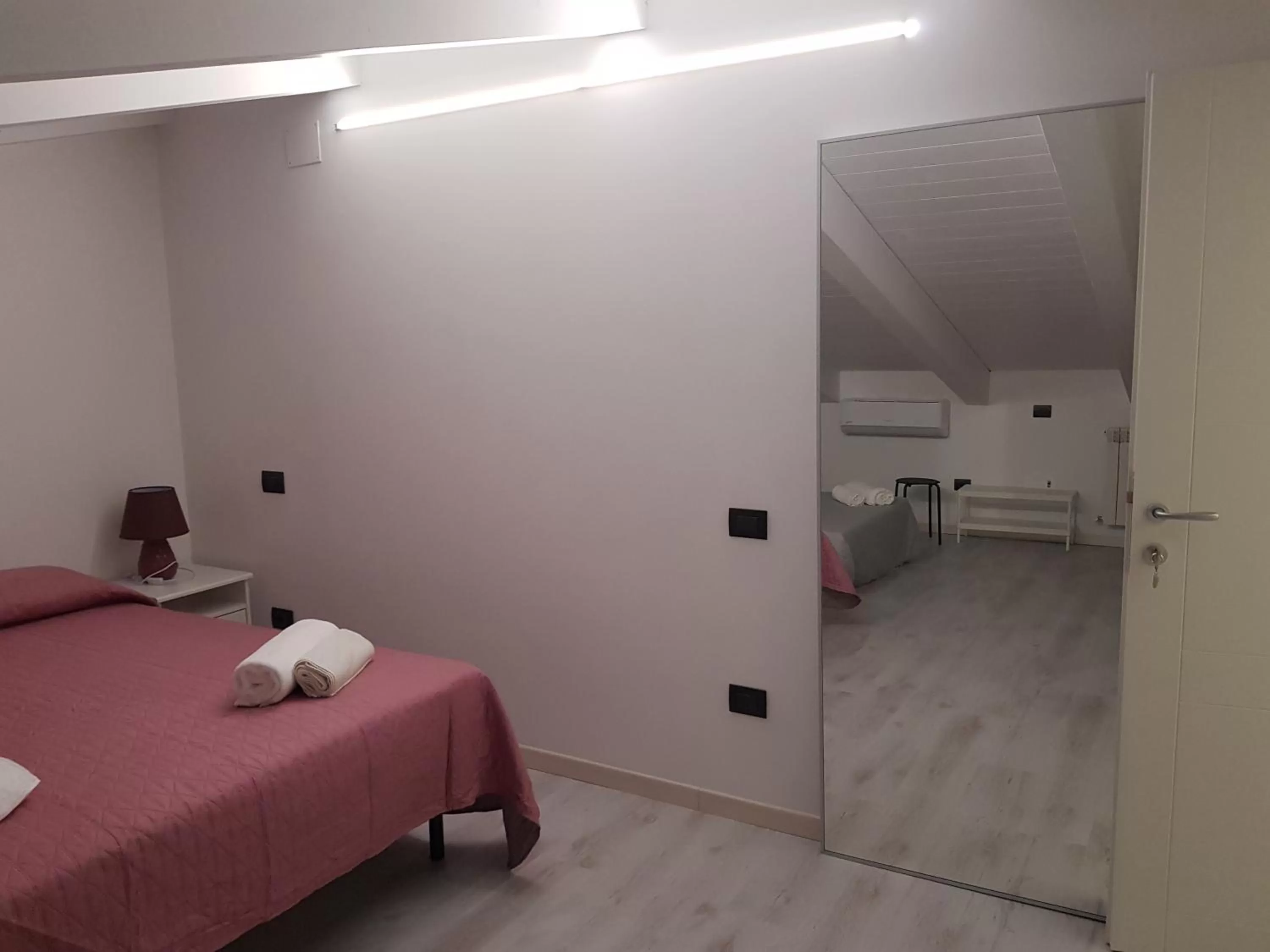 Dormi da me sul mare