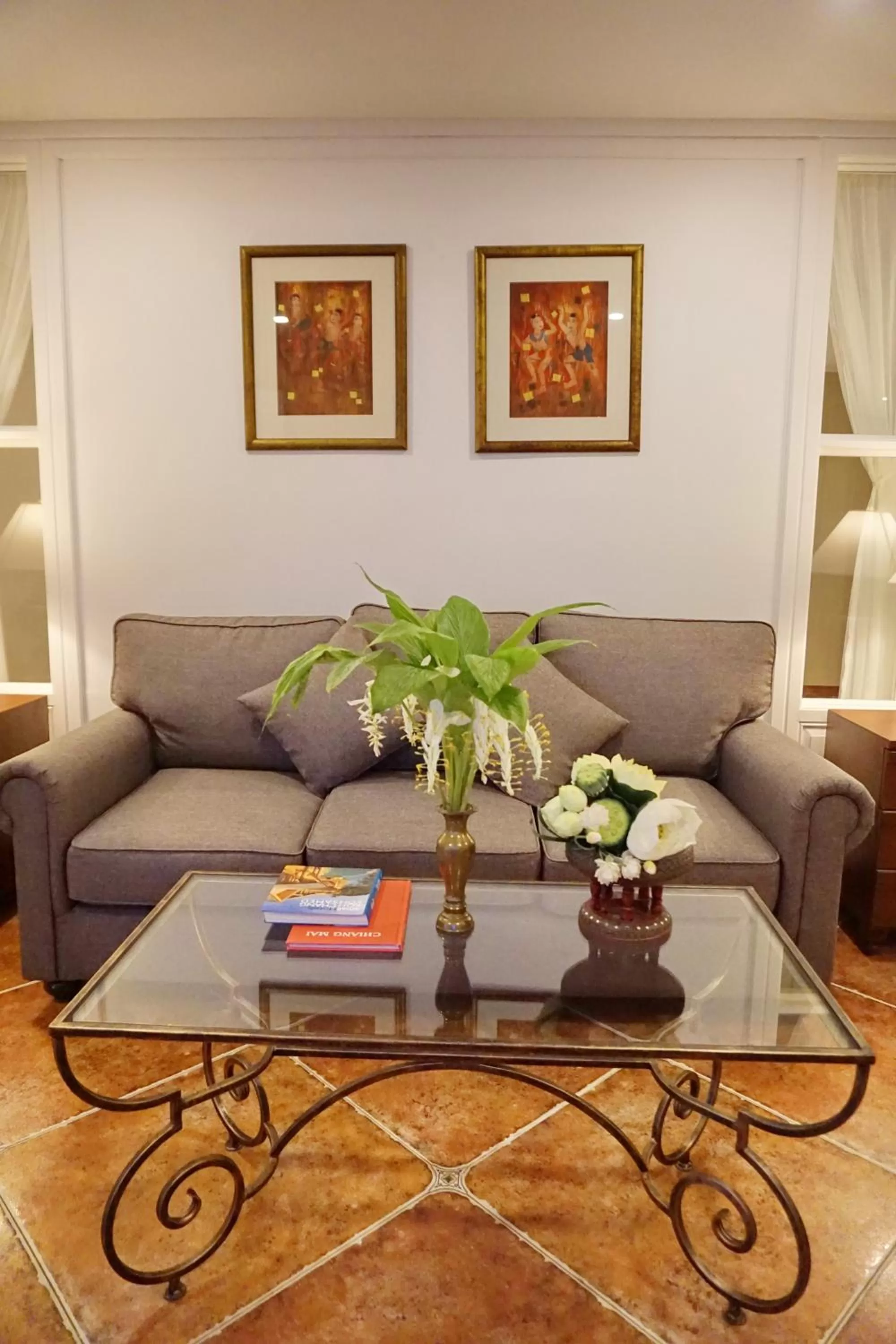 Living room in Viangbua Mansion