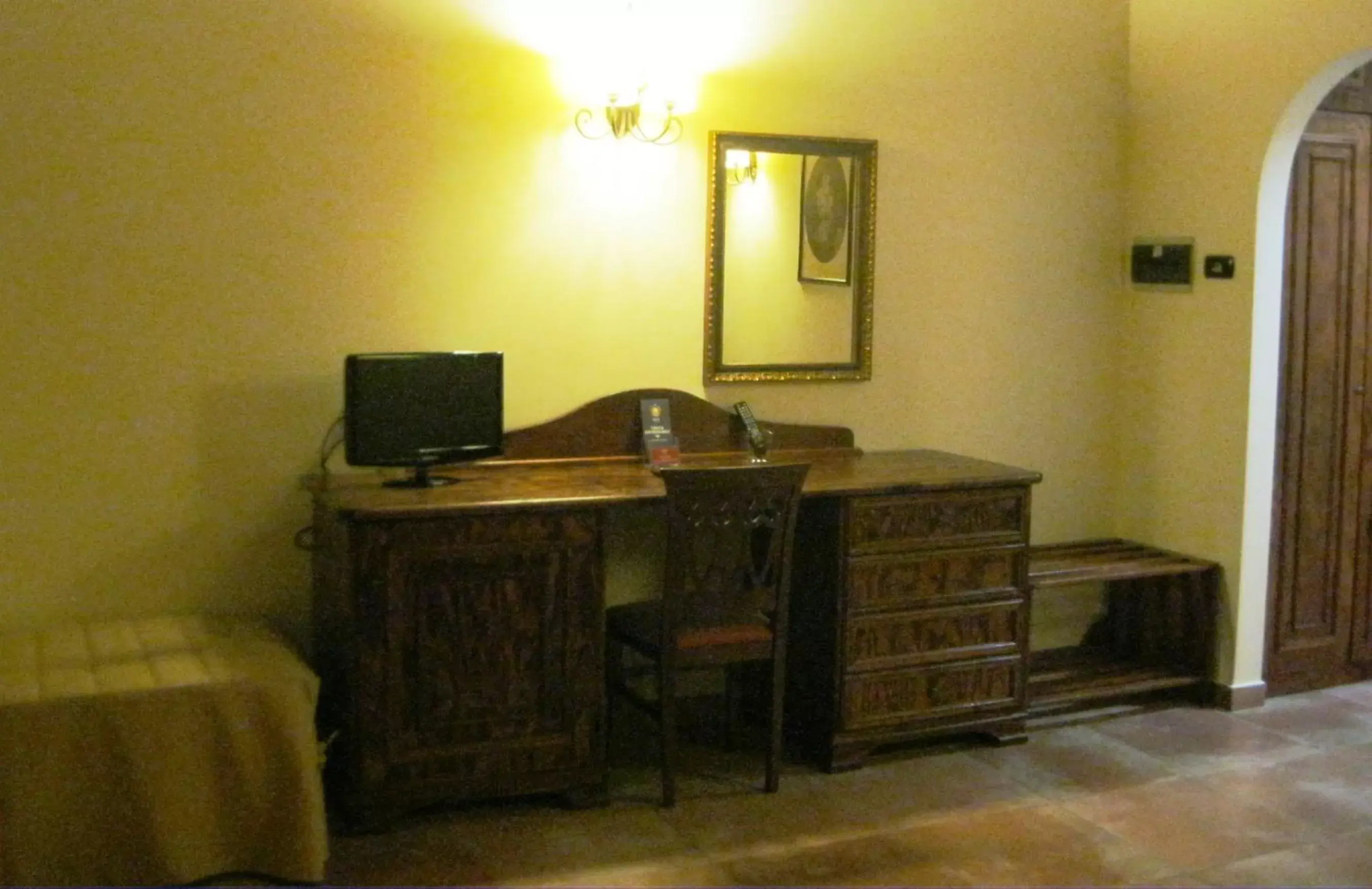 Other, TV/Entertainment Center in Hotel Tenuta San Francesco