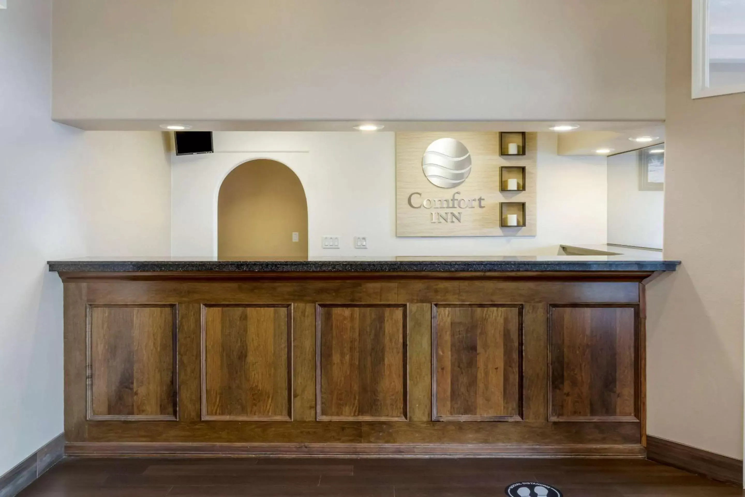 Lobby or reception in Comfort Inn Lobby or reception in Comfort Inn
