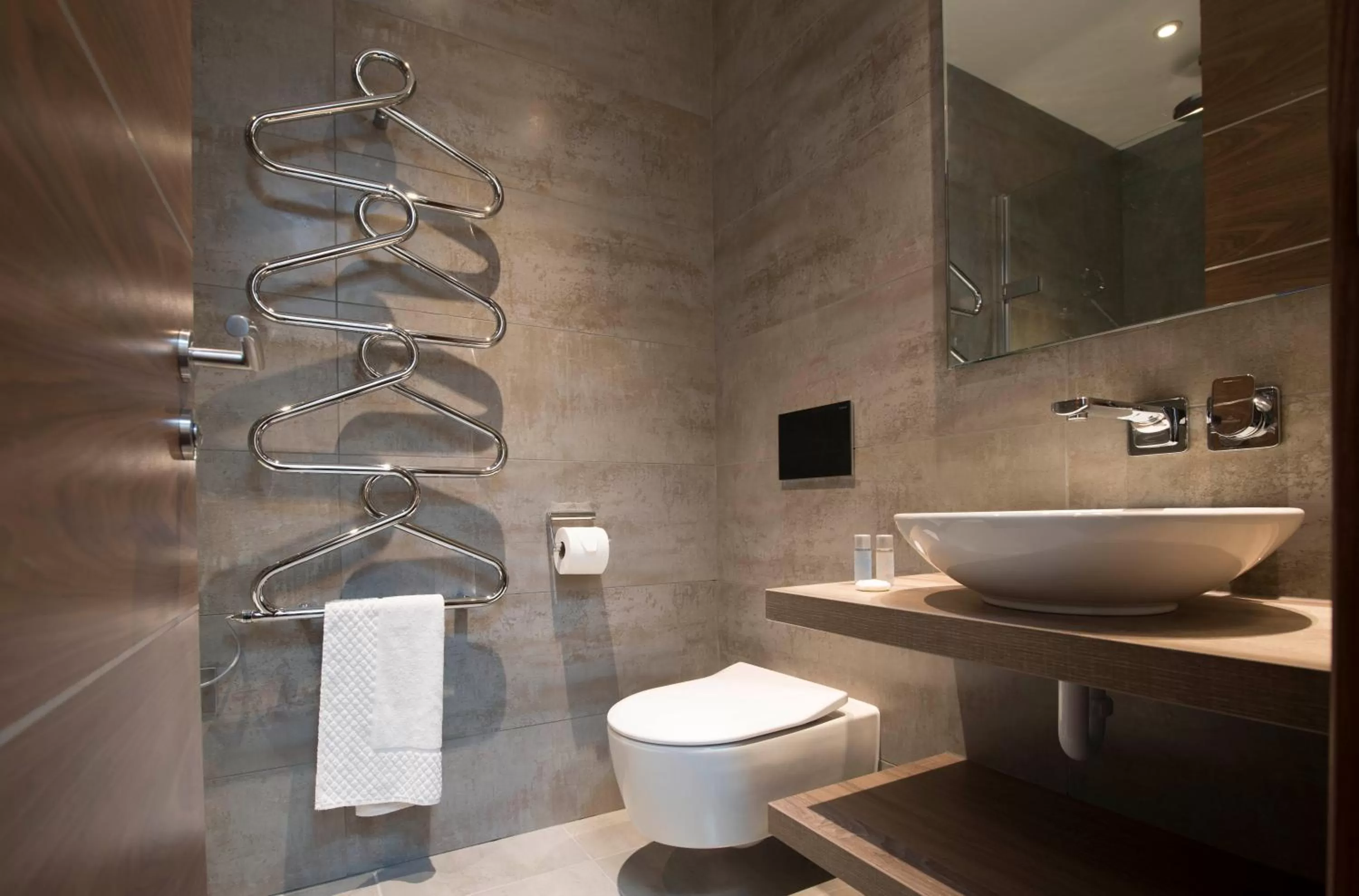 Bathroom in The Nottinghamshire Hotel & Golf Club