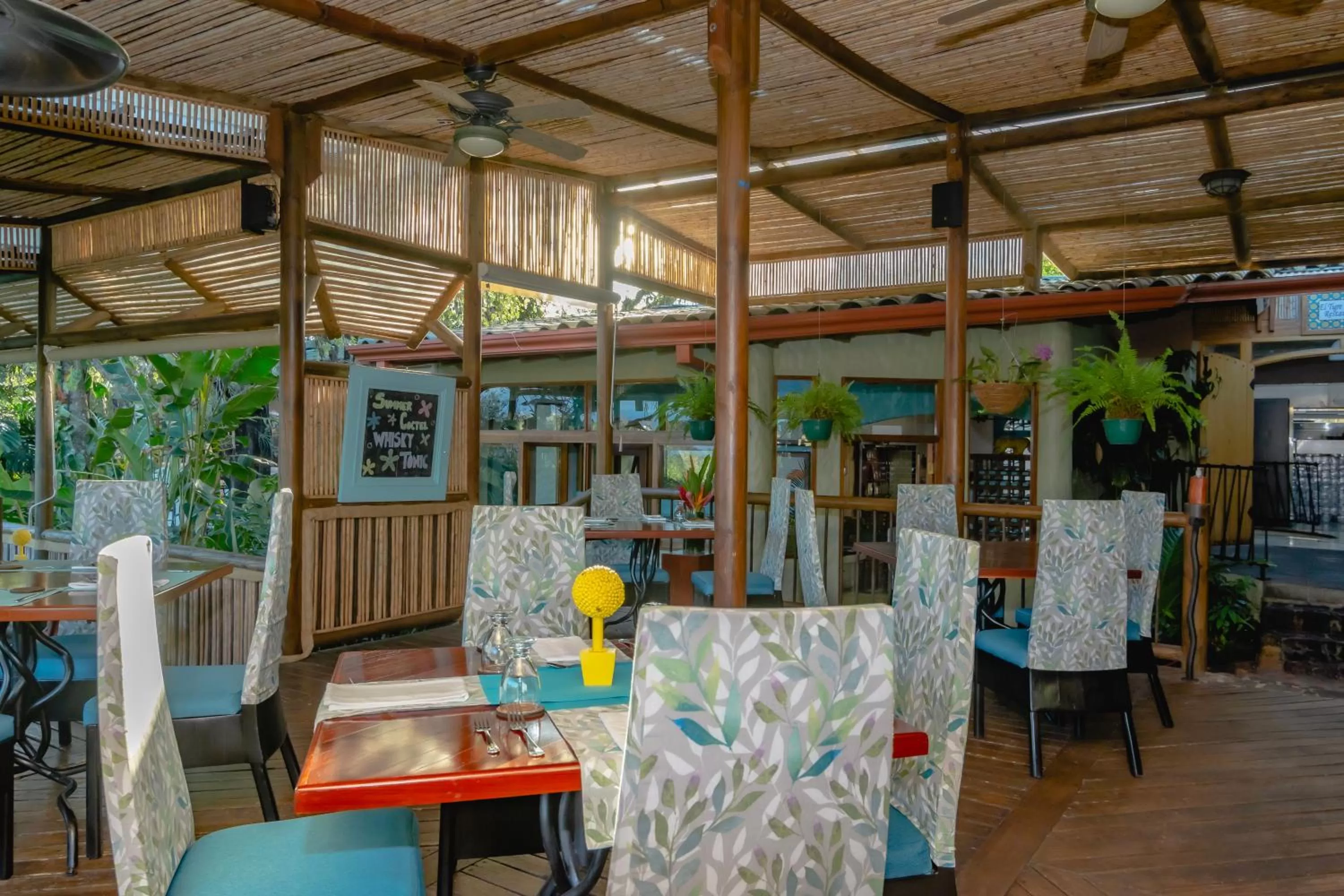 Restaurant/places to eat in Finca Rosa Blanca Coffee Farm and Inn