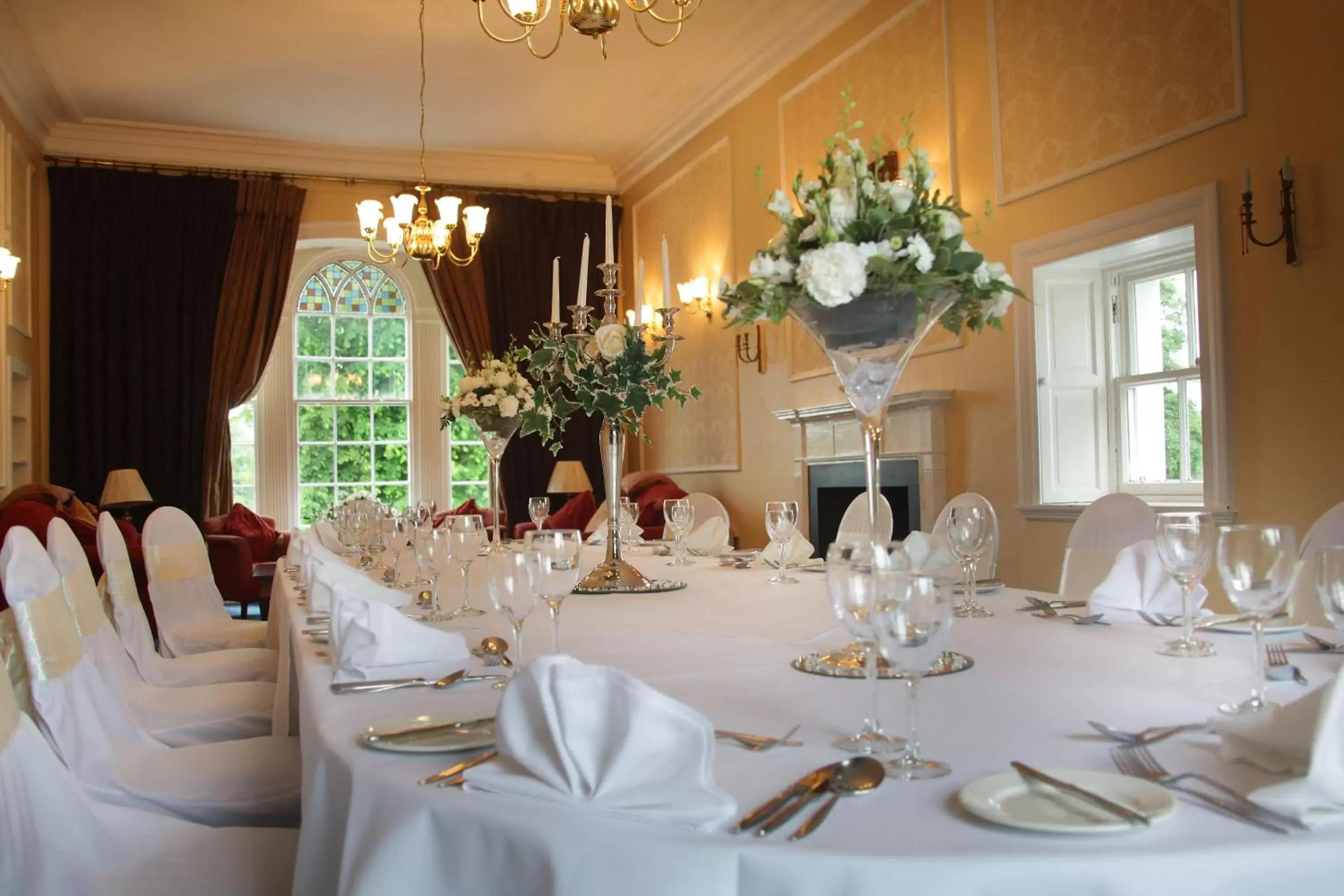Restaurant/Places to Eat in Gretna Hall Hotel