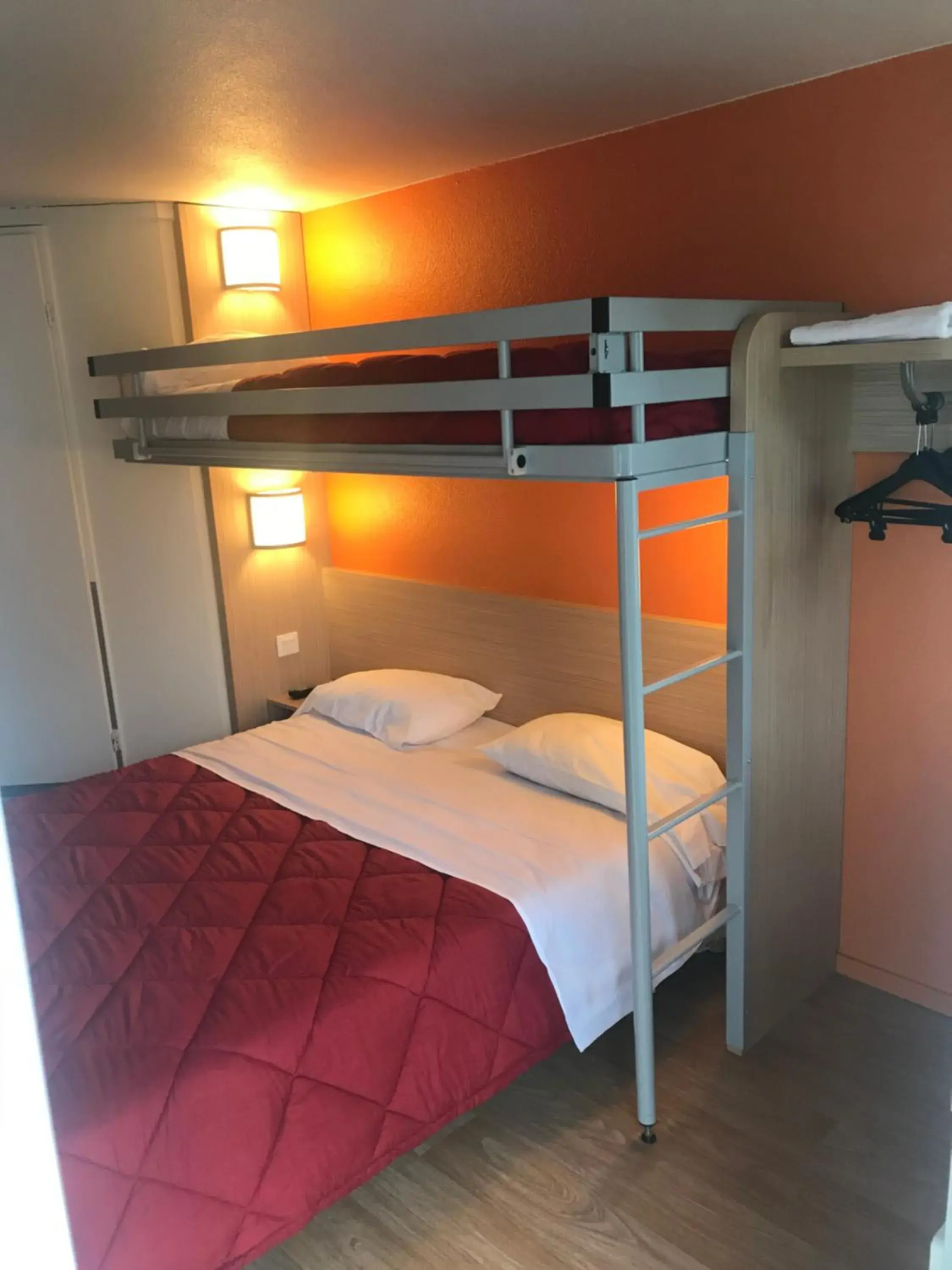 Bedroom, Bunk Bed in Premiere Classe Montbeliard - Sochaux