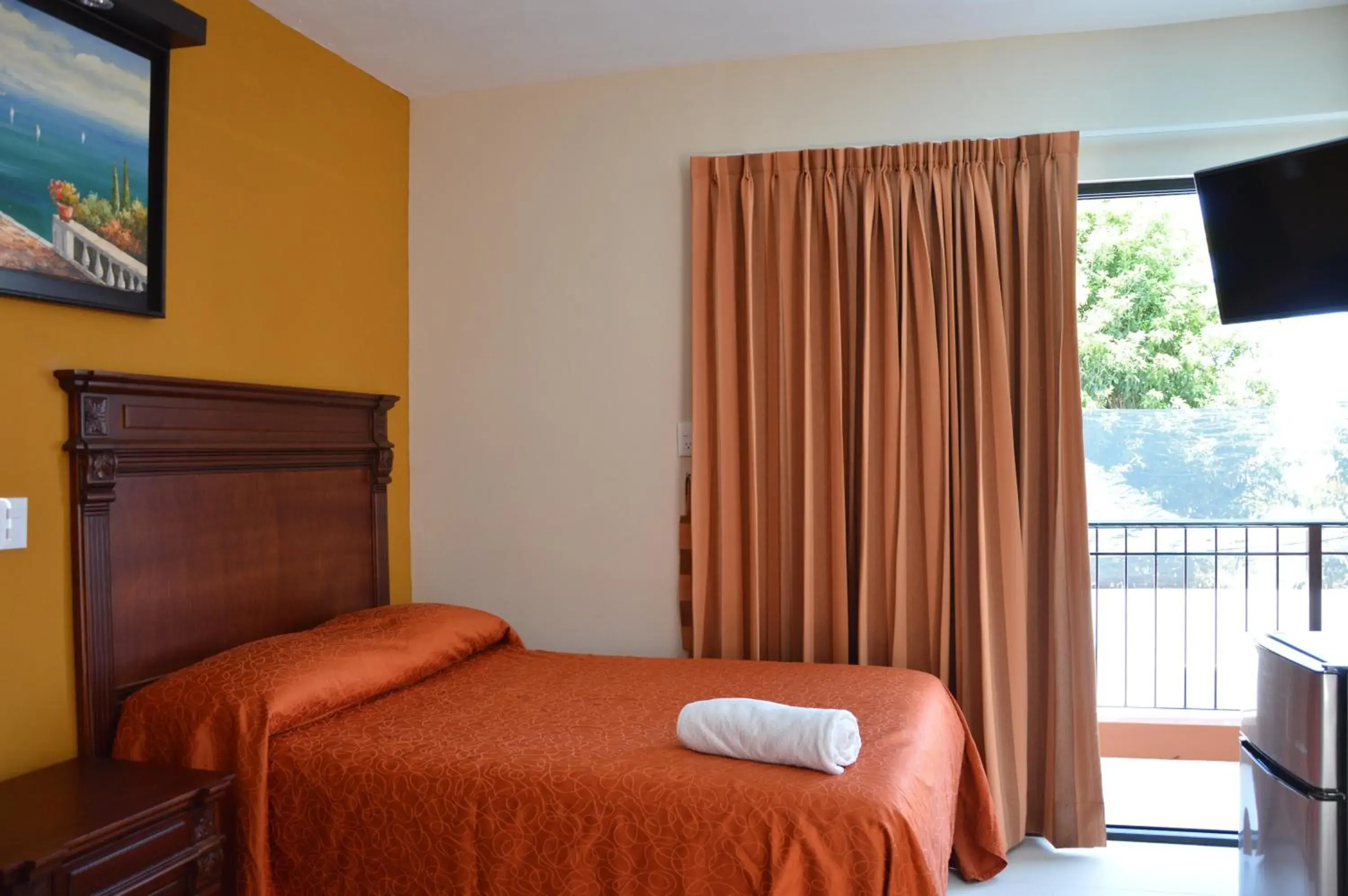 Balcony/Terrace, Bed in Terracota Corner Rooms