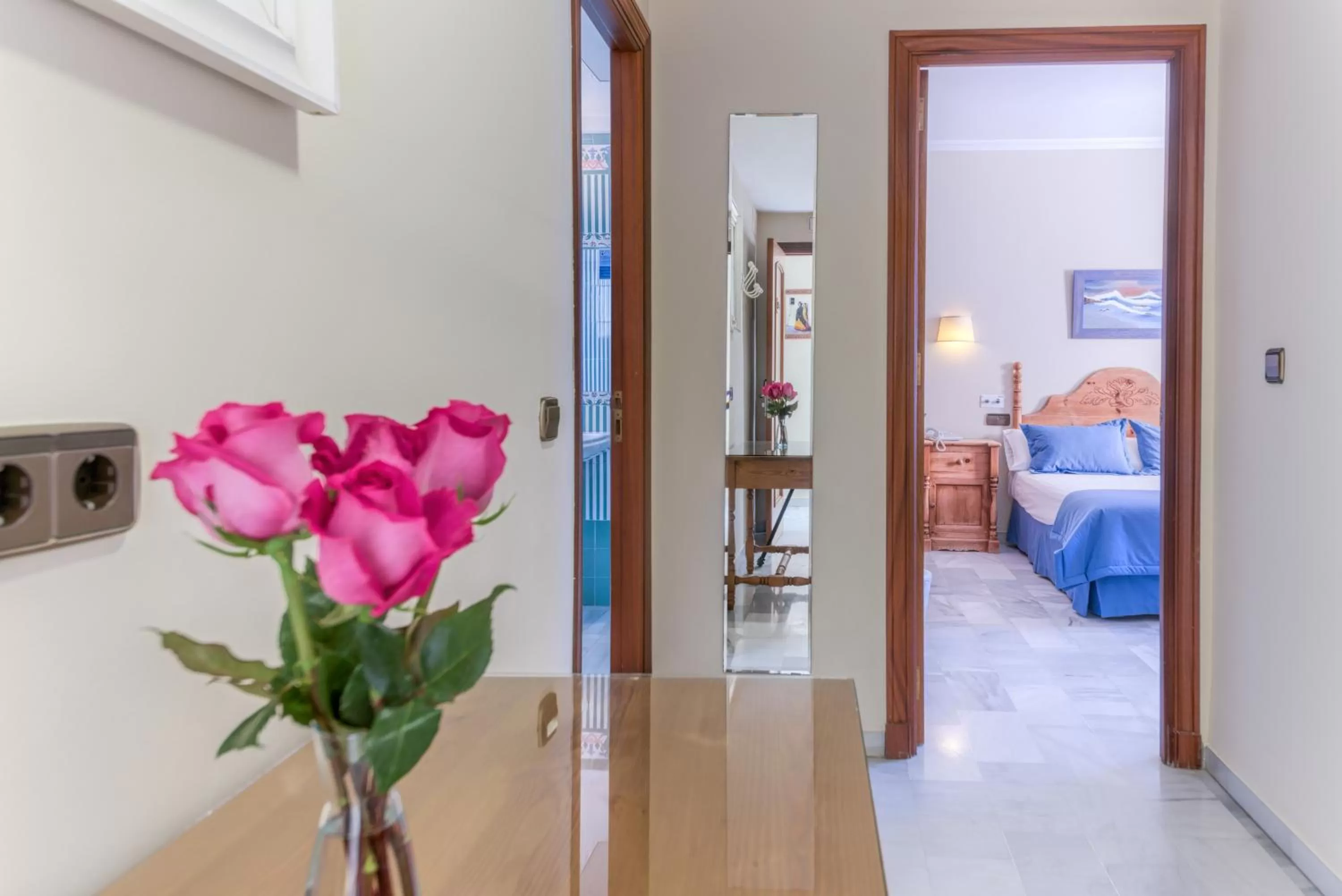 Photo of the whole room, Bed in Hotel La Española