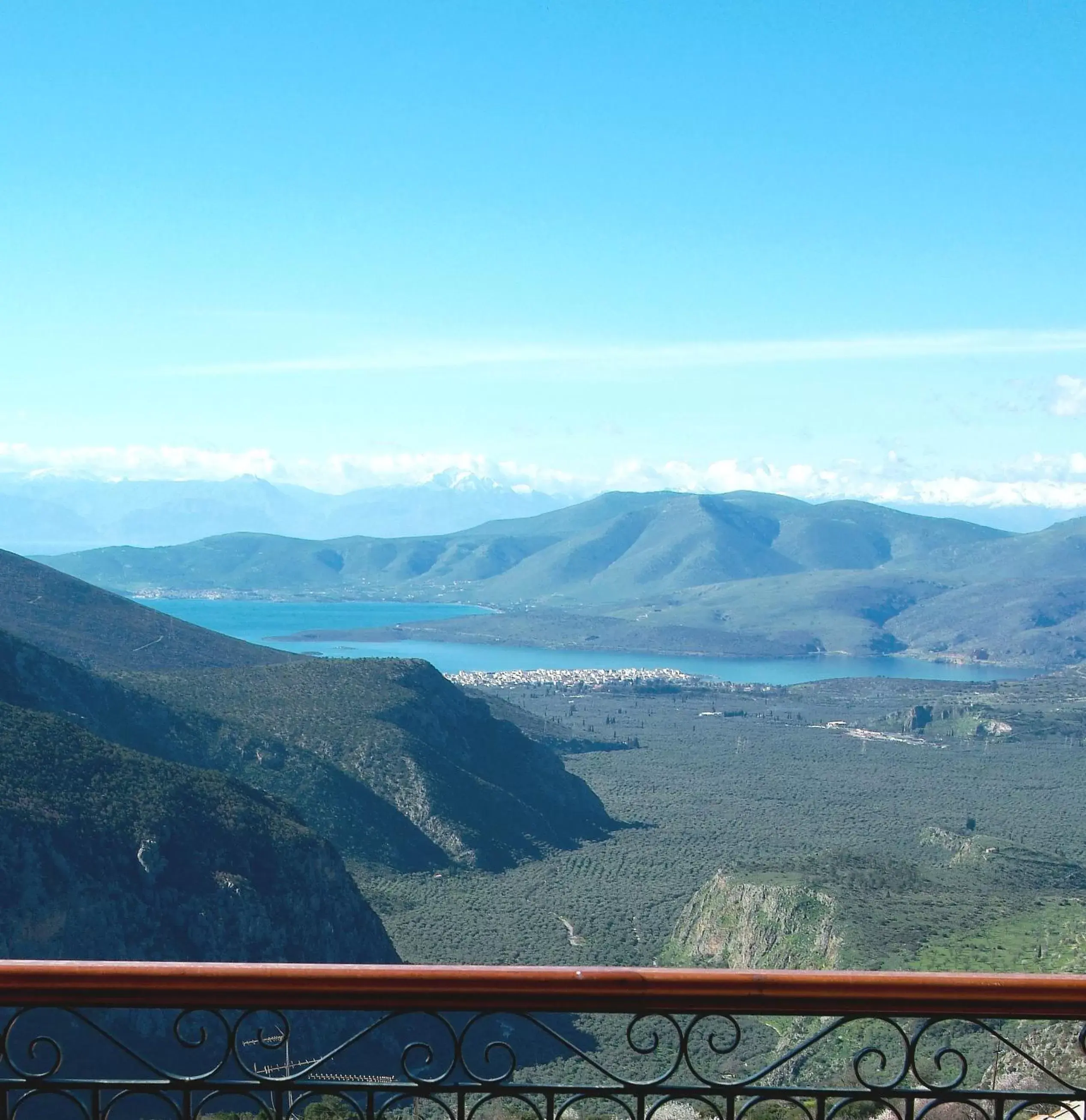 Sea view, Mountain View in Fedriades Delphi Hotel