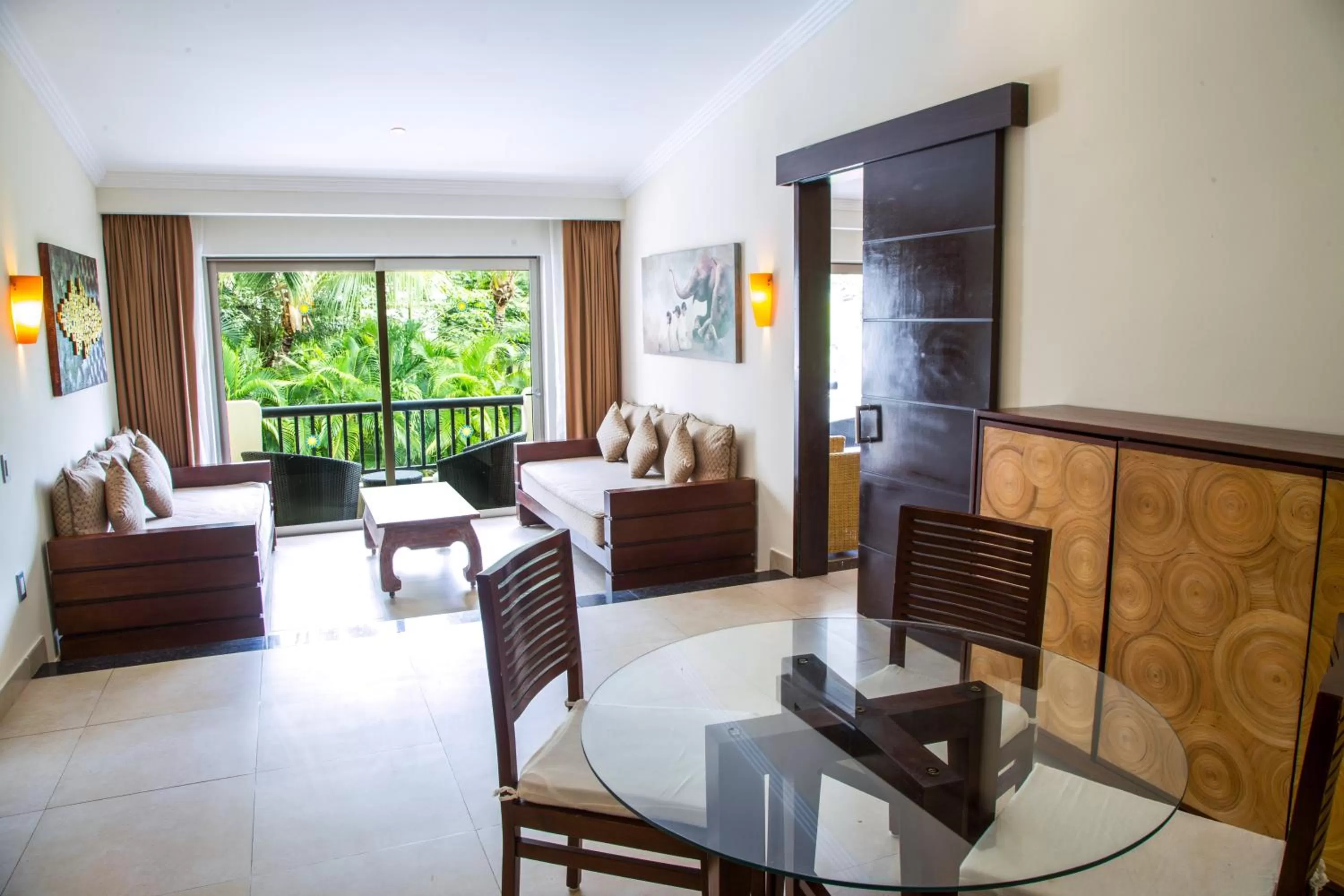 Royal Elite One Bedroom Suite (3 Adults) in Sandos Playacar All Inclusive