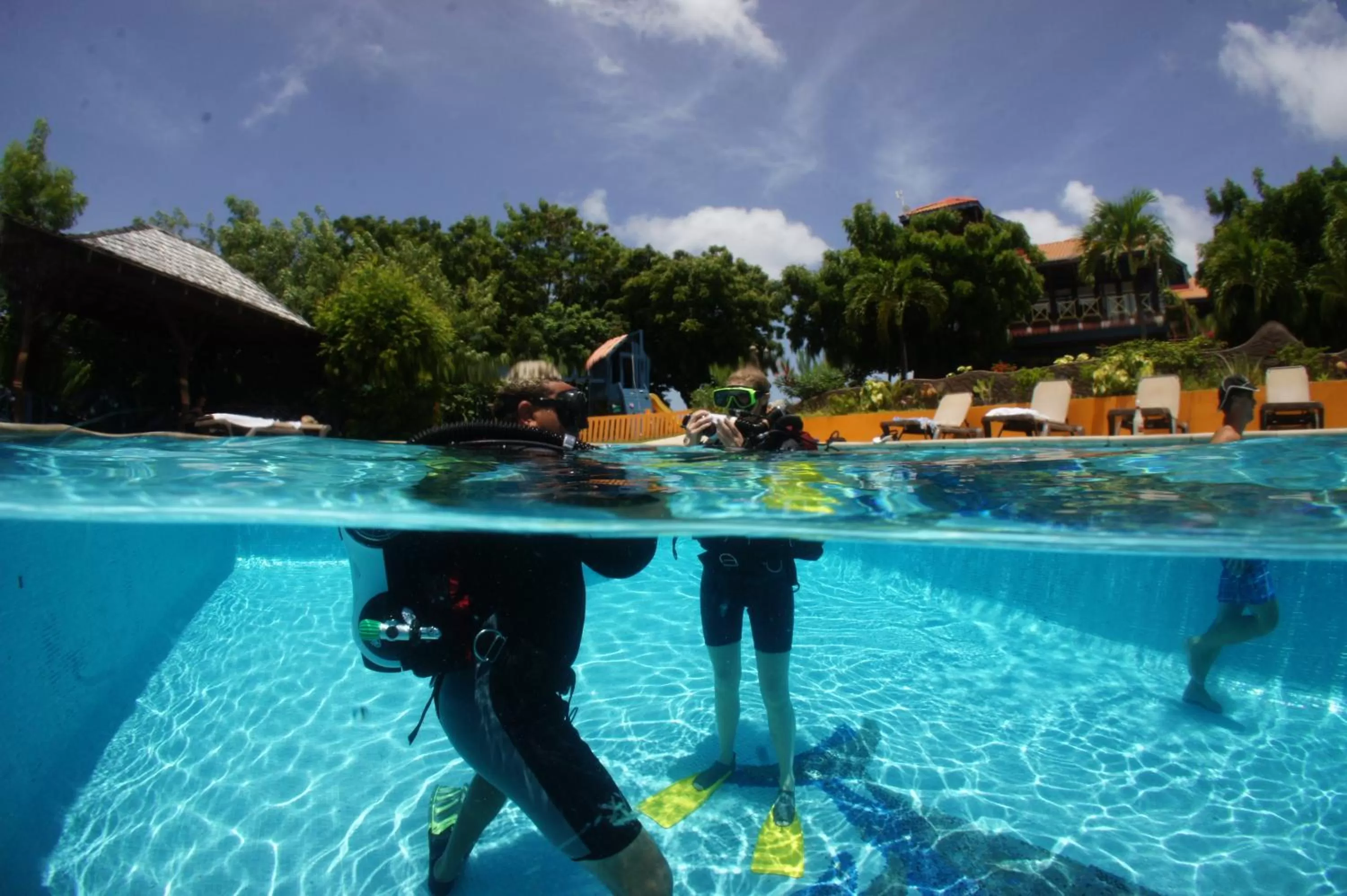 Diving in True Blue Bay Resort