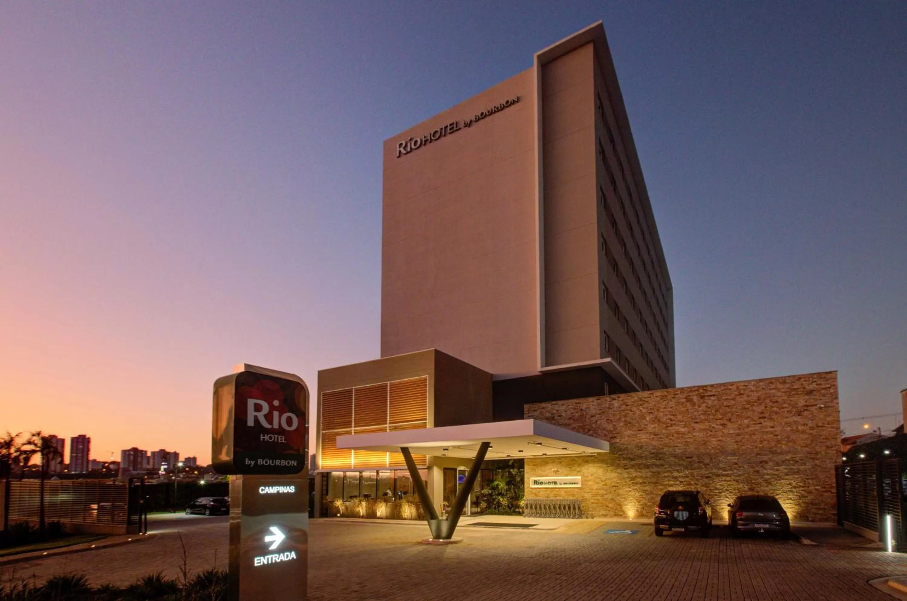 Facade/entrance in Rio Hotel by Bourbon Campinas