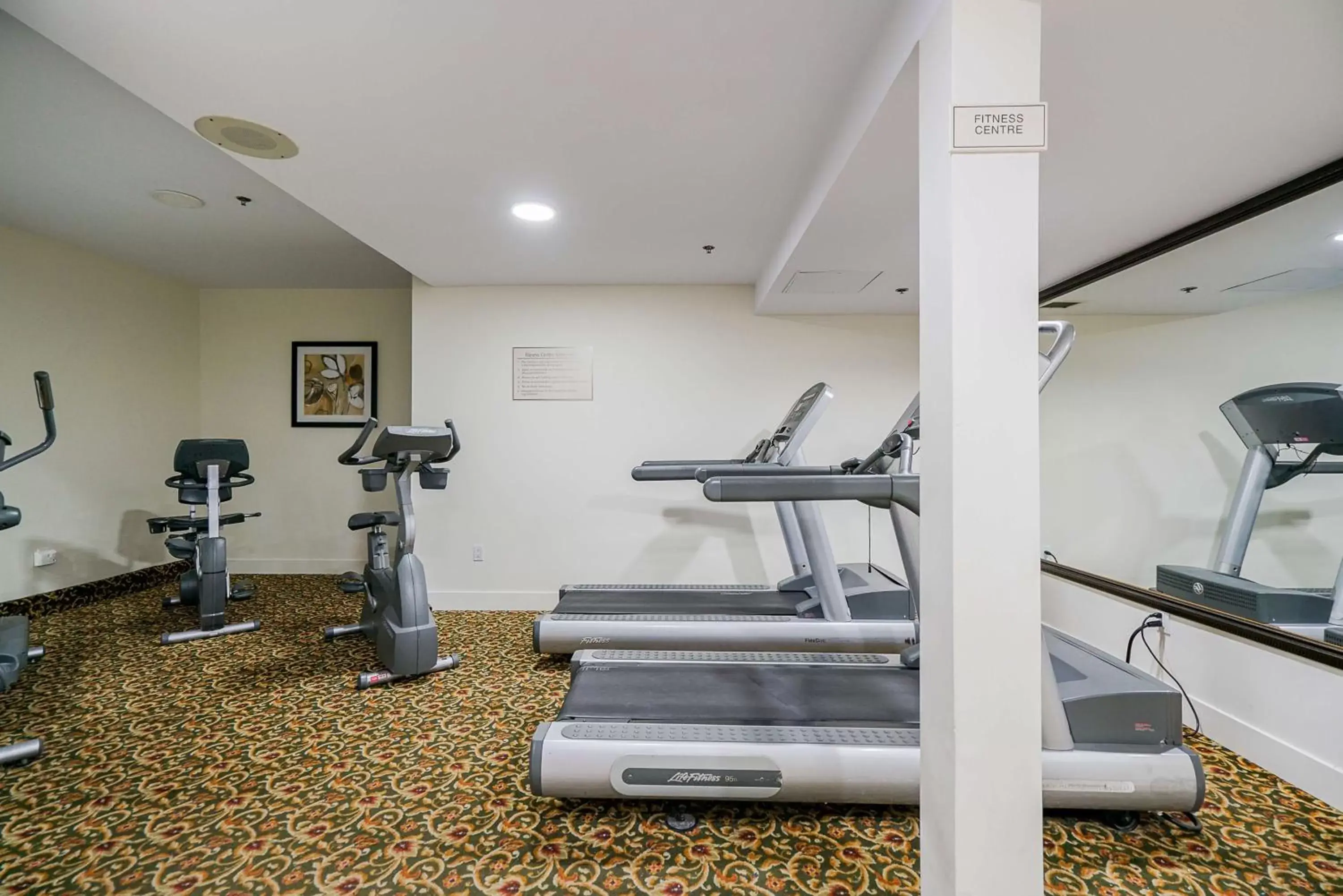 Activities, Fitness Center/Facilities in Best Western Peace Arch Inn