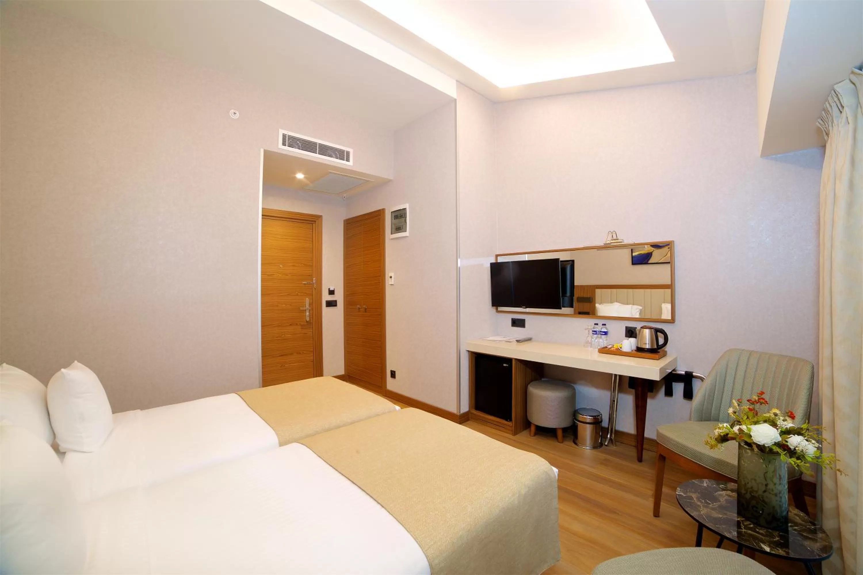 Bed in Erboy Hotel Istanbul Sirkeci