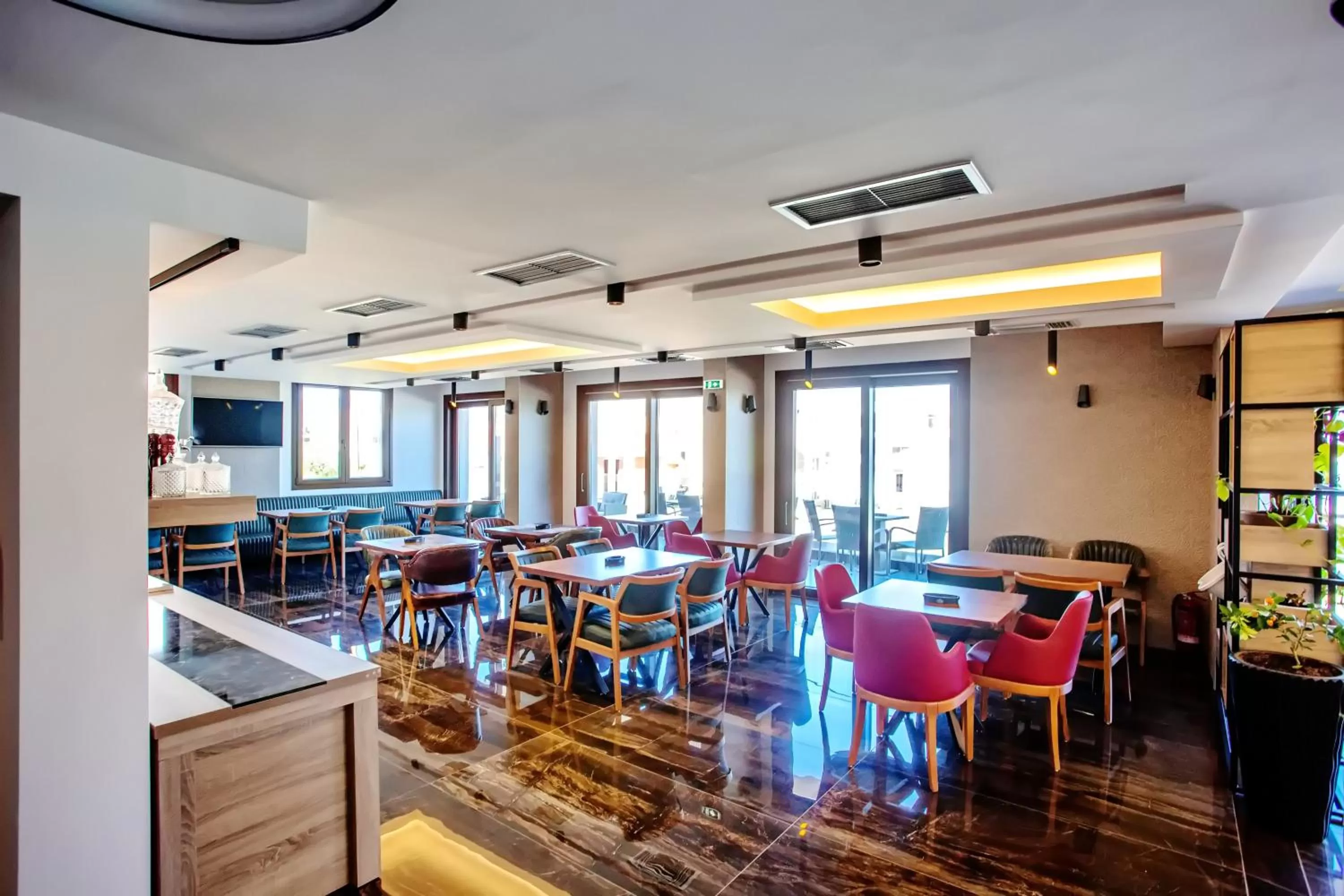 Restaurant/places to eat in Kavala Resort & Spa