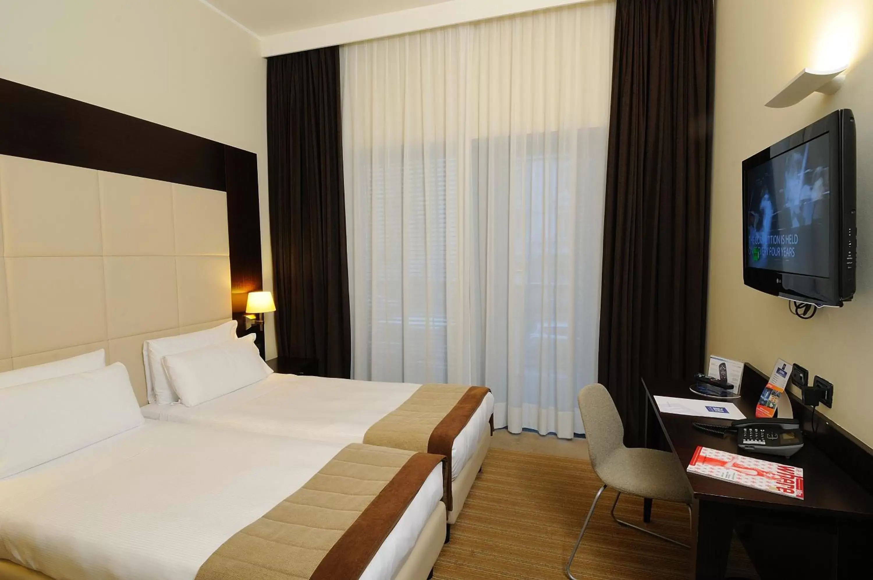 Bedroom, Bed in iH Hotels Milano Watt 13