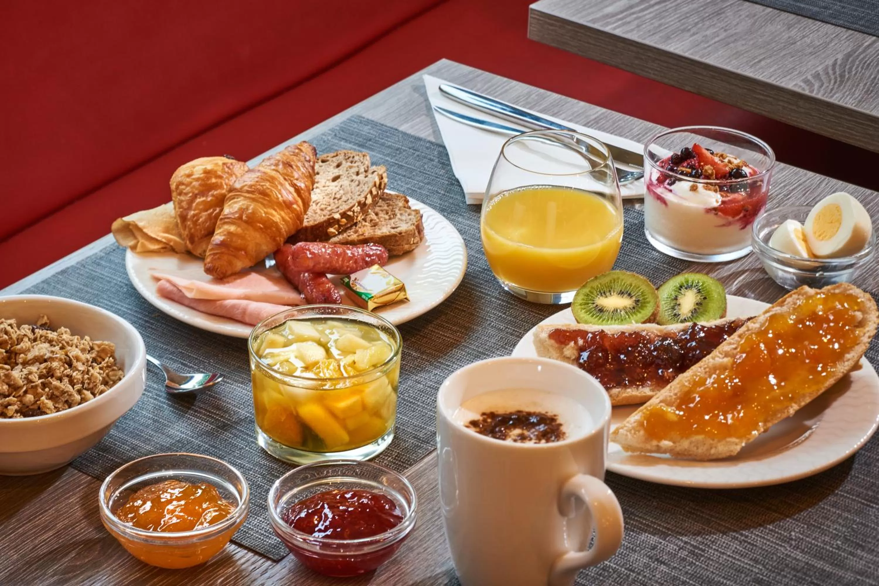 Breakfast in Kyriad Lille - Mons en Baroeul