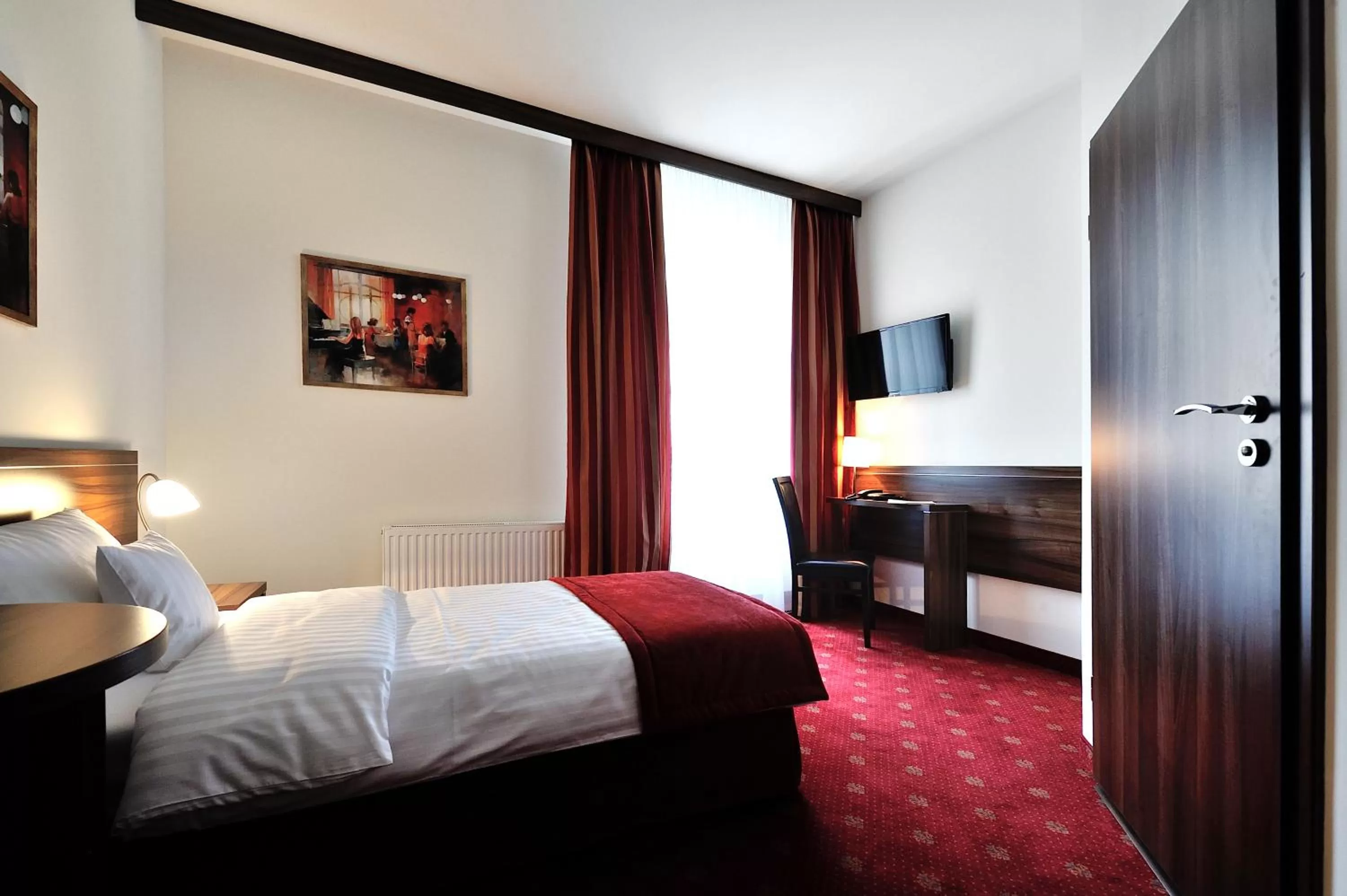 Bedroom, Bed in Hotel Centrum Sosnowiec