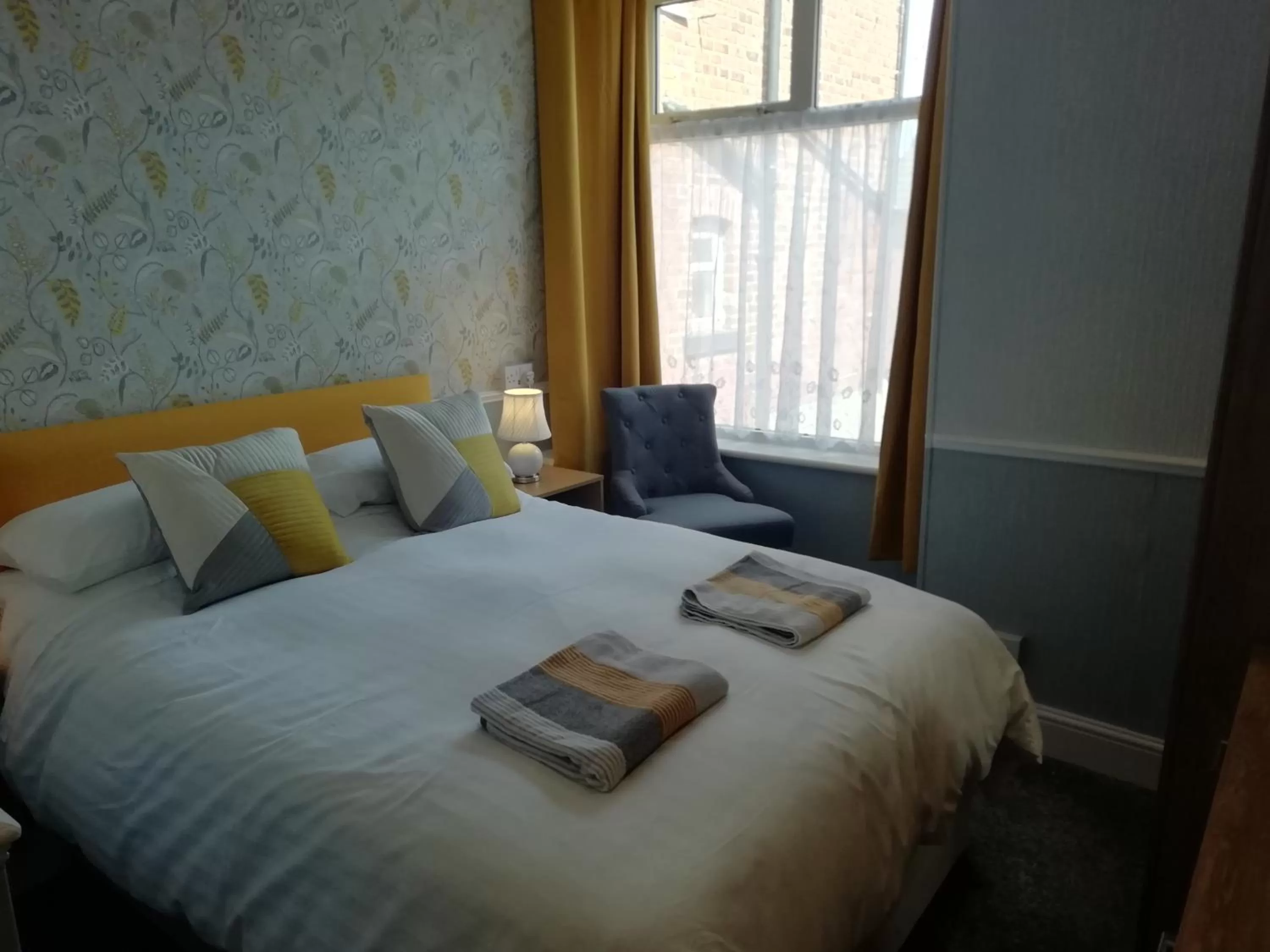 Bed in Shirley Heights Hotel