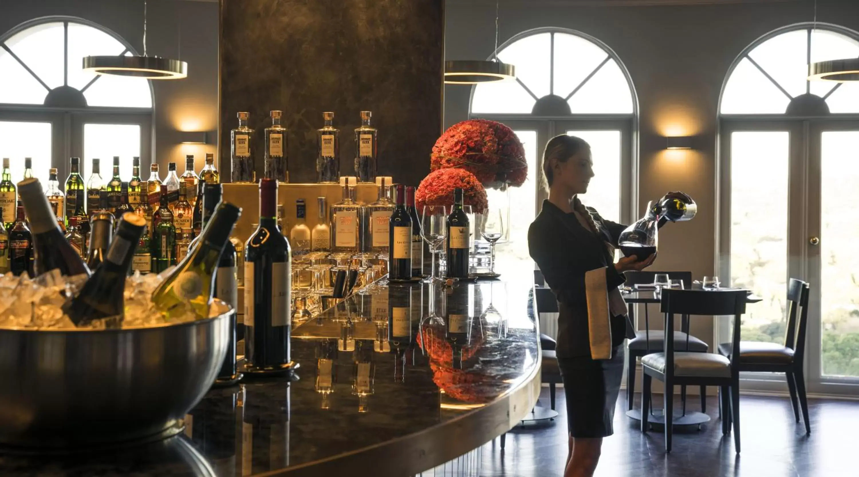 Food and drinks in Four Seasons Hotel The Westcliff