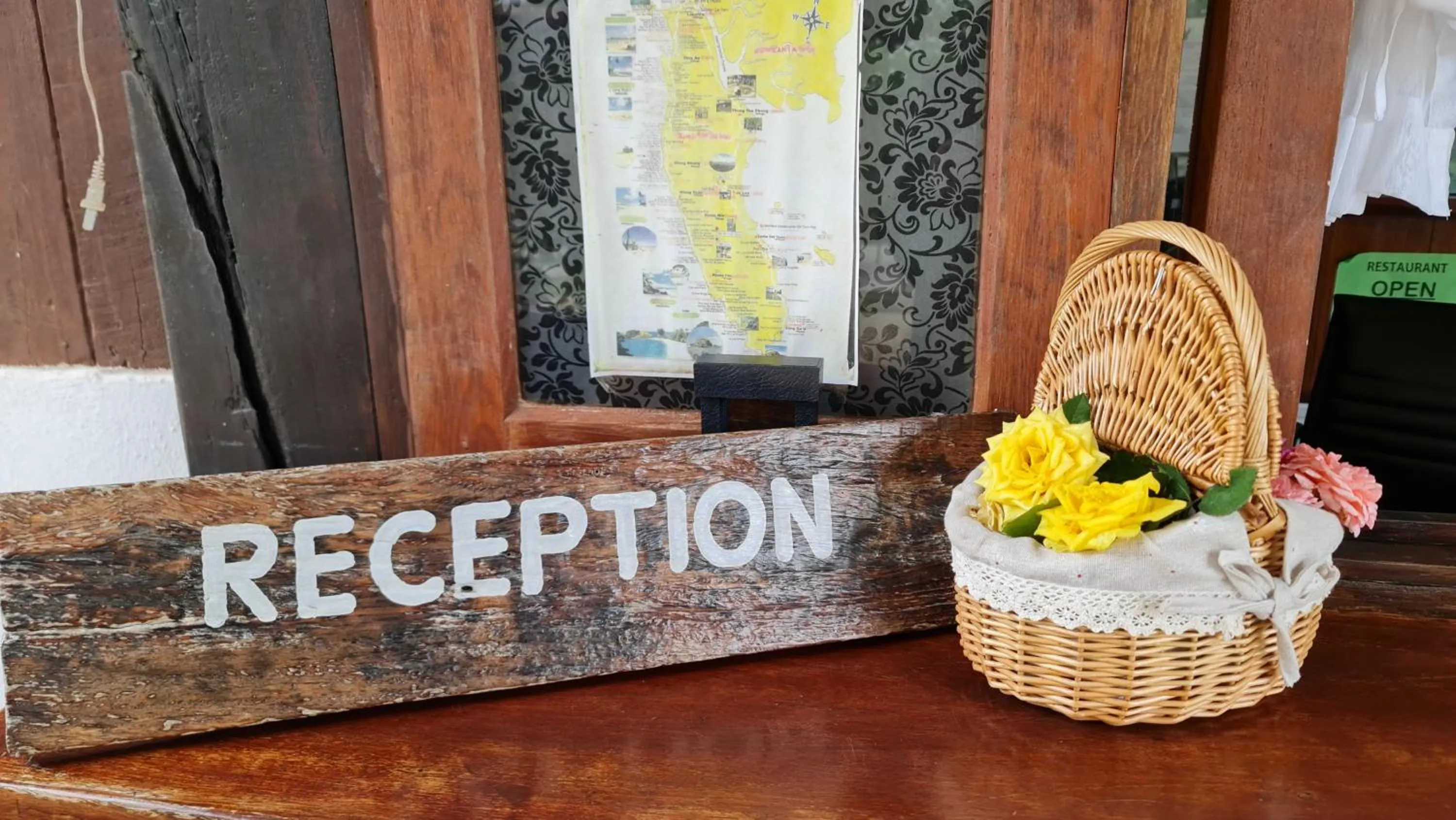 Baan Suan Rim Klong Resort