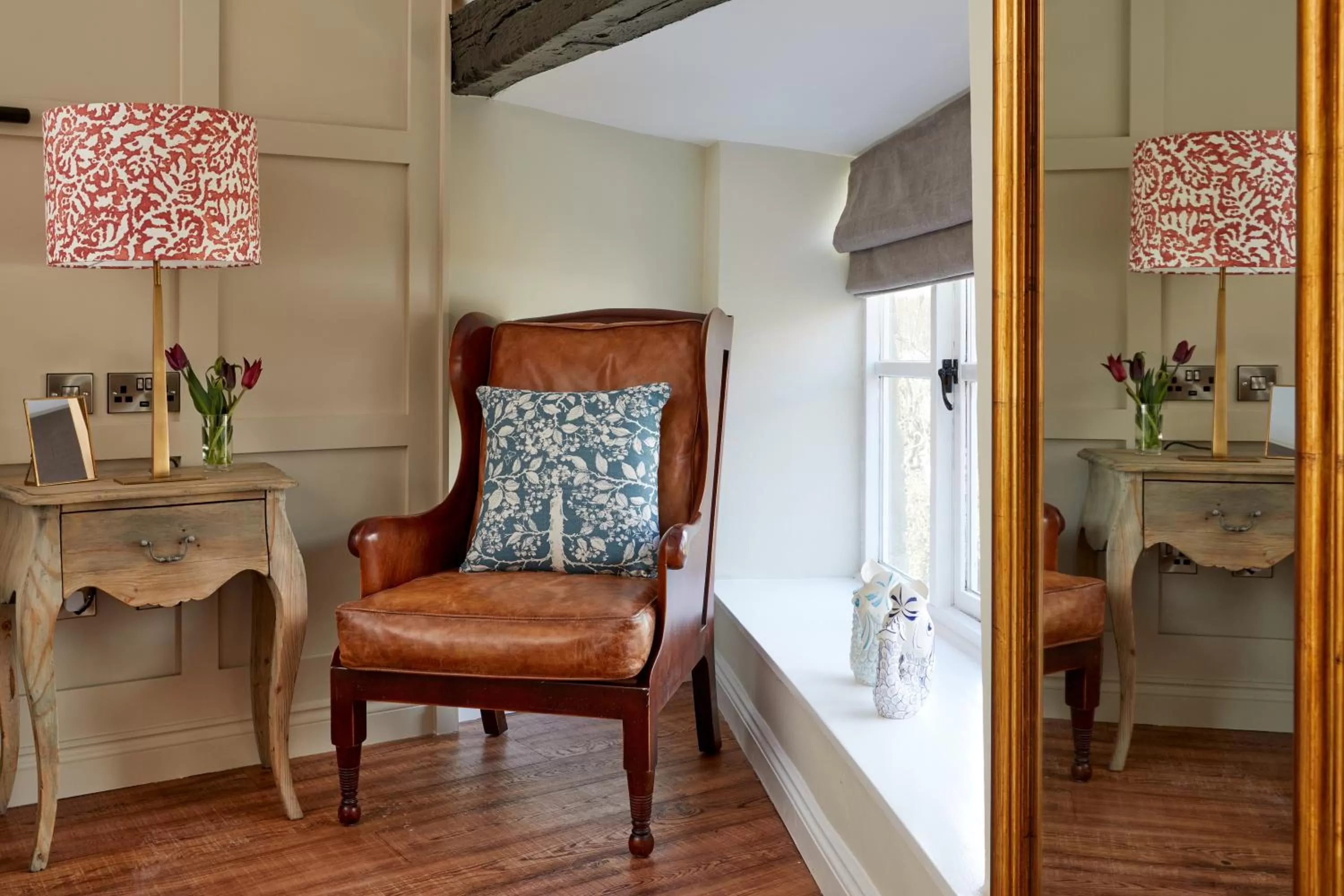 Bedroom in The Crown Inn, Church Enstone