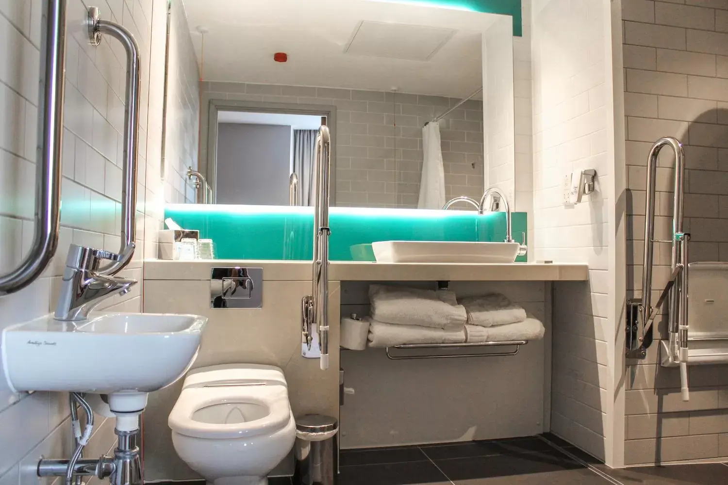 Bathroom in Holiday Inn Express - London Heathrow T4, an IHG Hotel