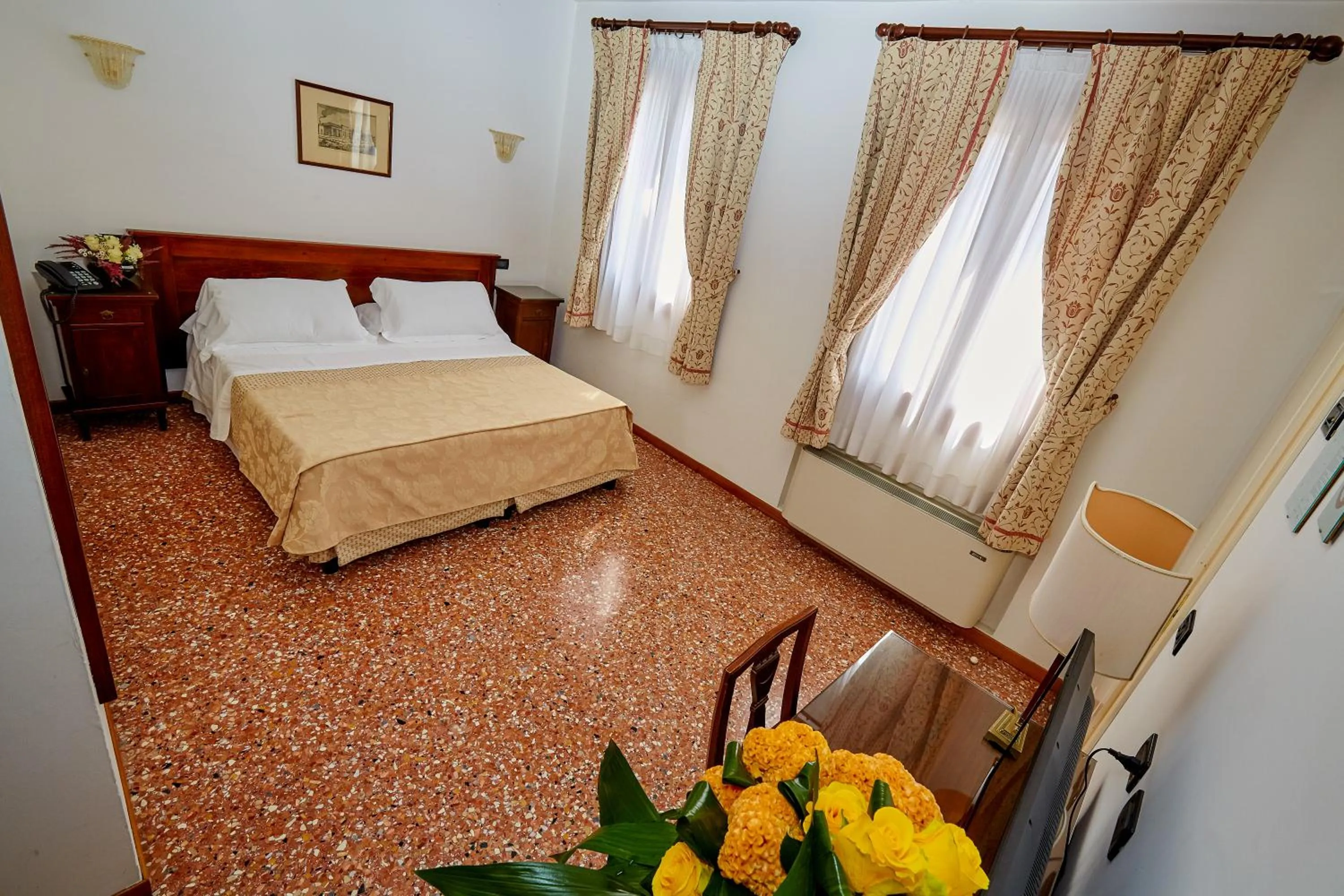 Bed in Hotel Riviera dei Dogi