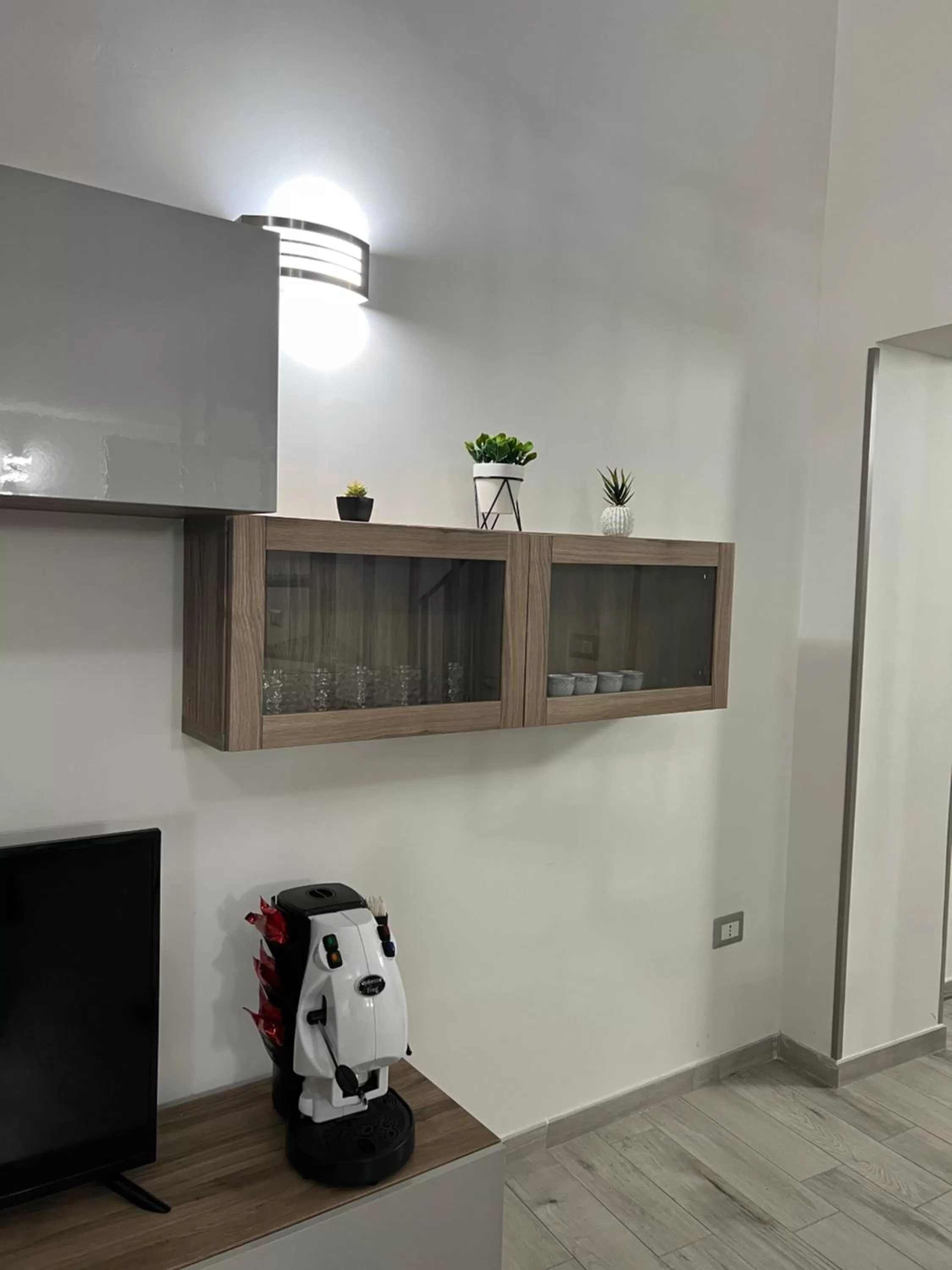 TV/Entertainment Center in La casa di Lucio