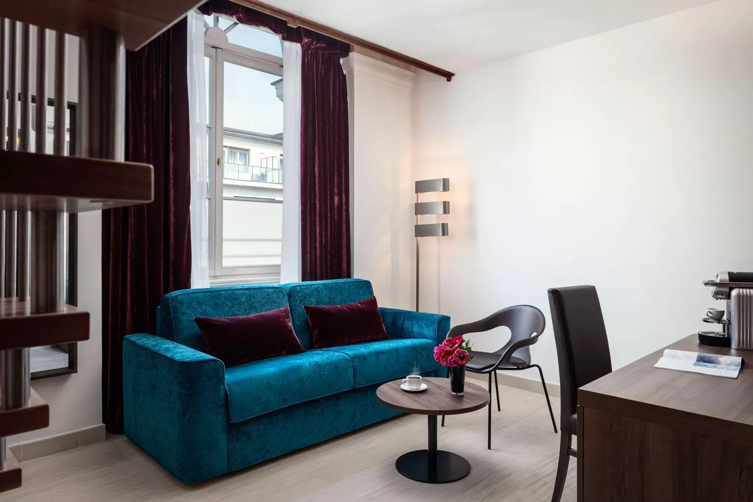 Living room in Michelangelo Grand Hotel