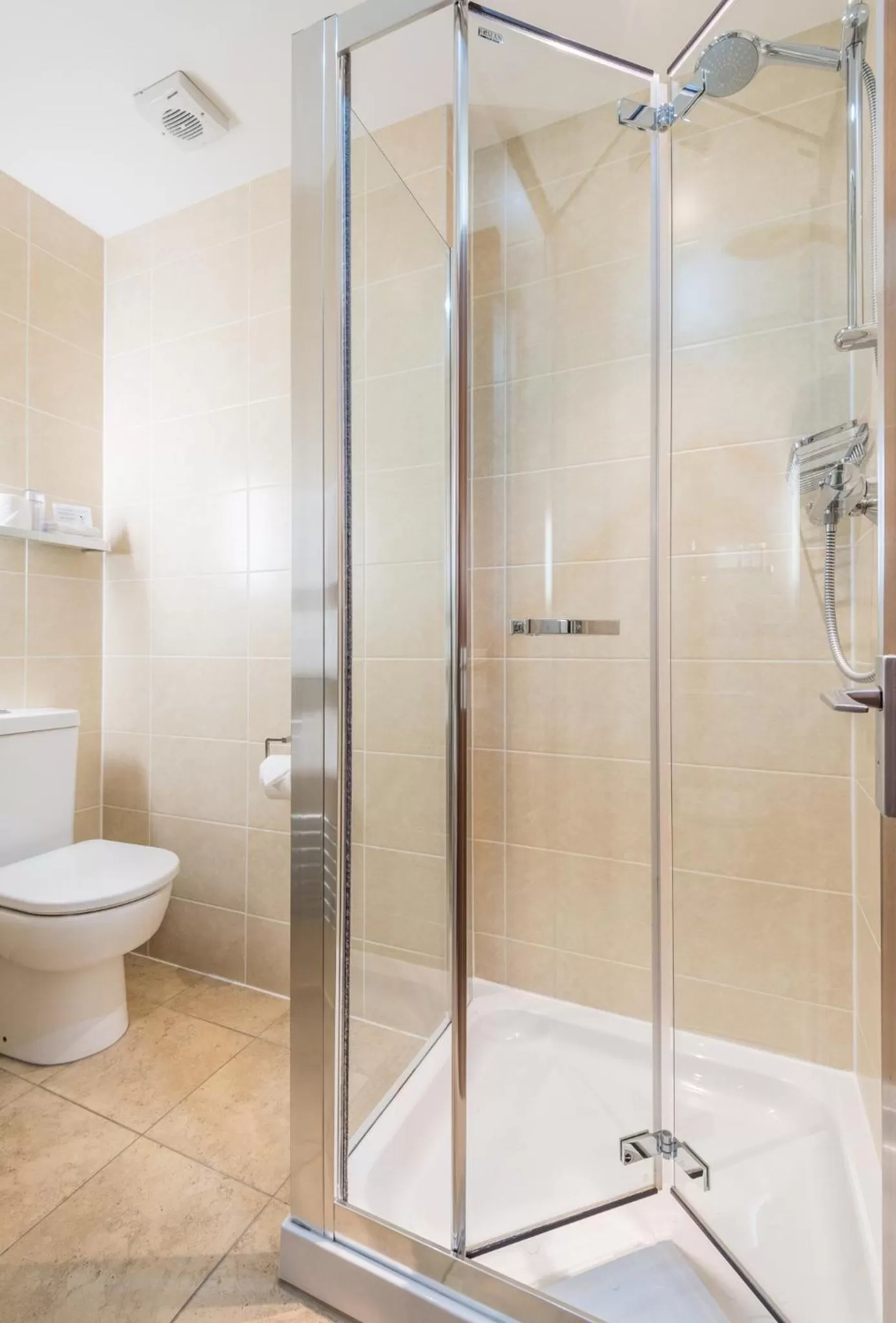 Bathroom in Rosehill Guest House