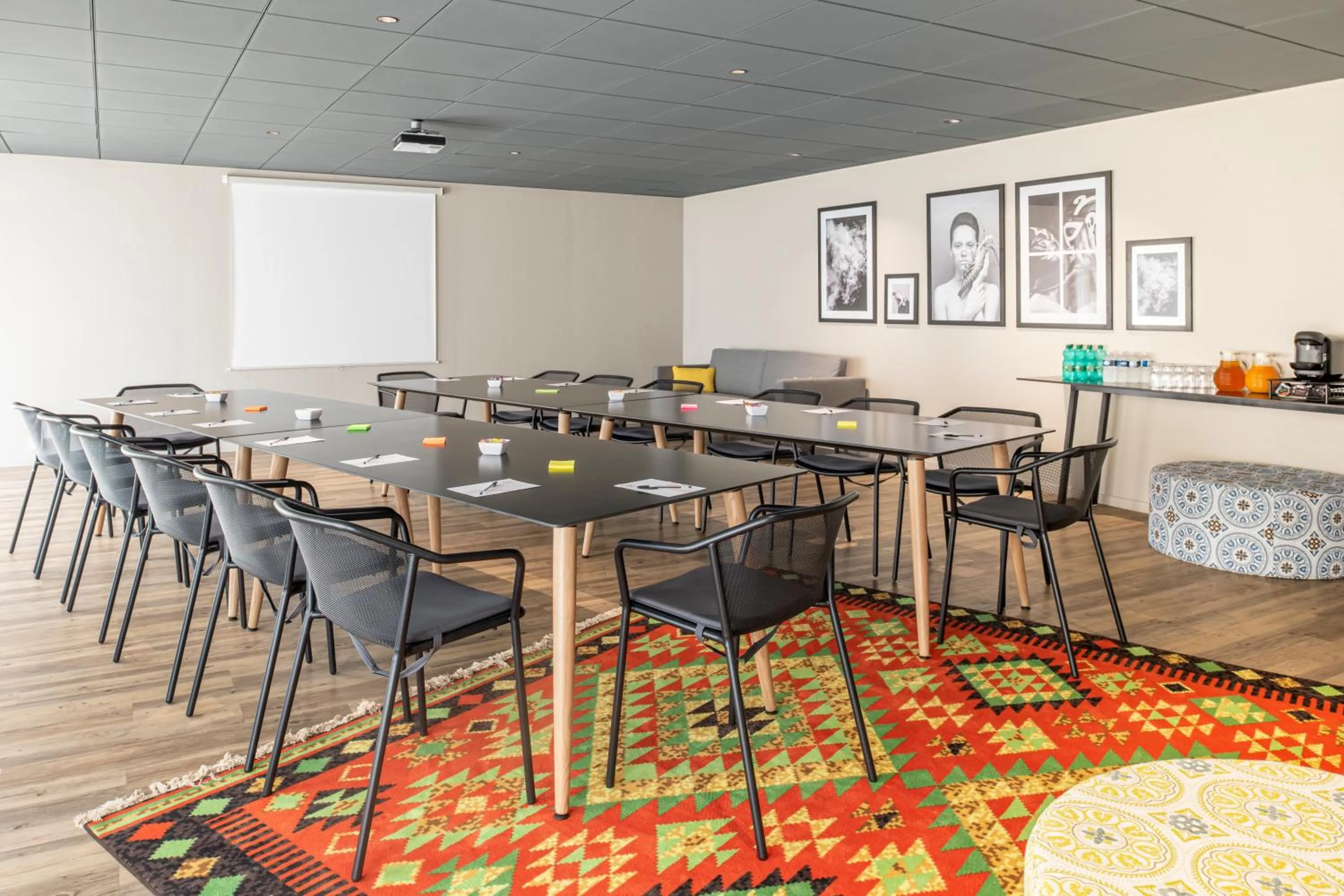 Meeting/conference room in Aparthotel Adagio Porte de Versailles