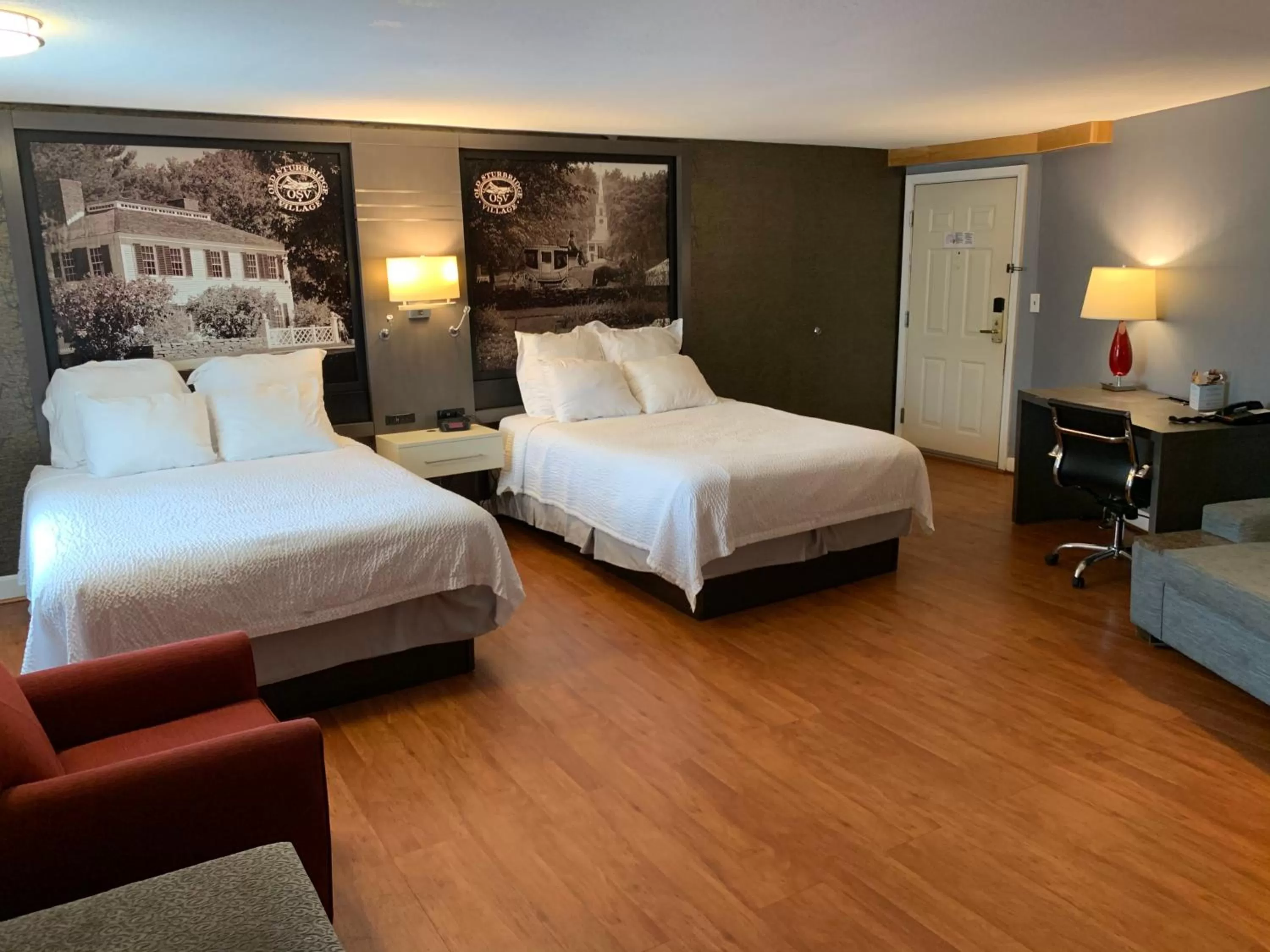 Bed in Super 8 by Wyndham Sturbridge