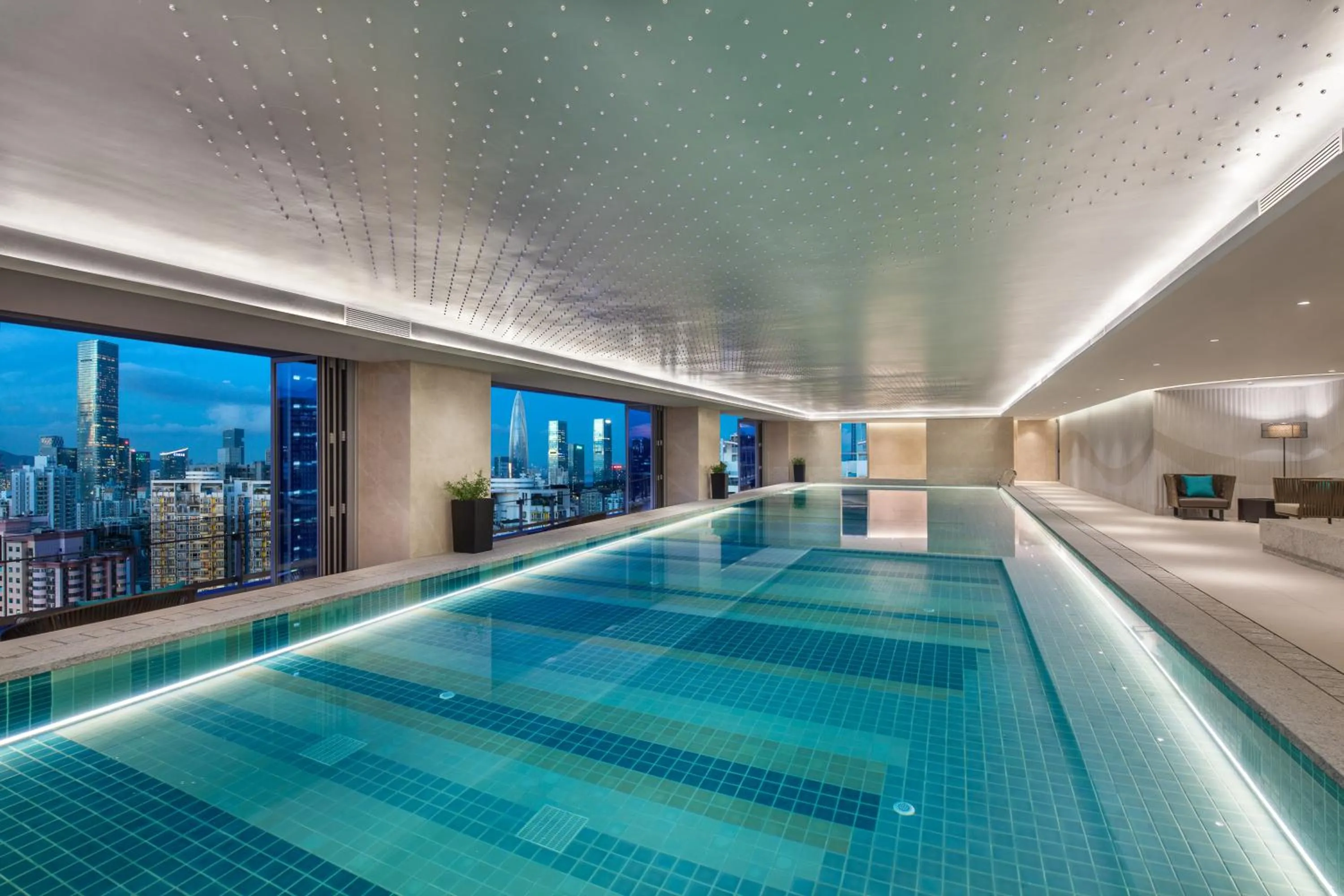 Swimming pool in Ascott Raffles City Shenzhen