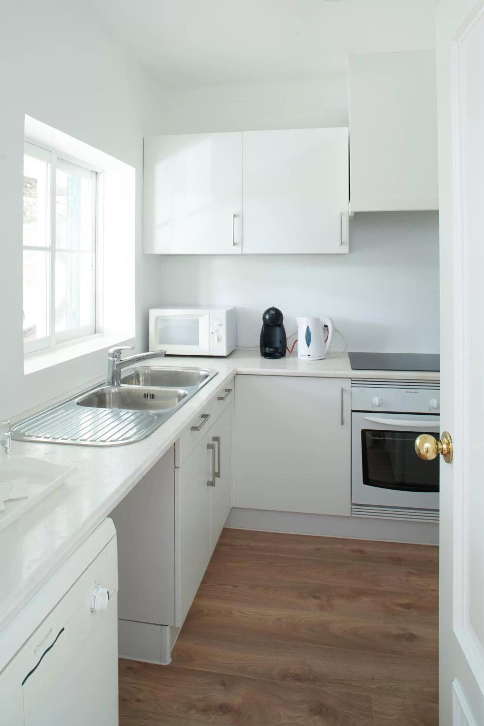 Kitchen or kitchenette in Vila Bicuda Resort