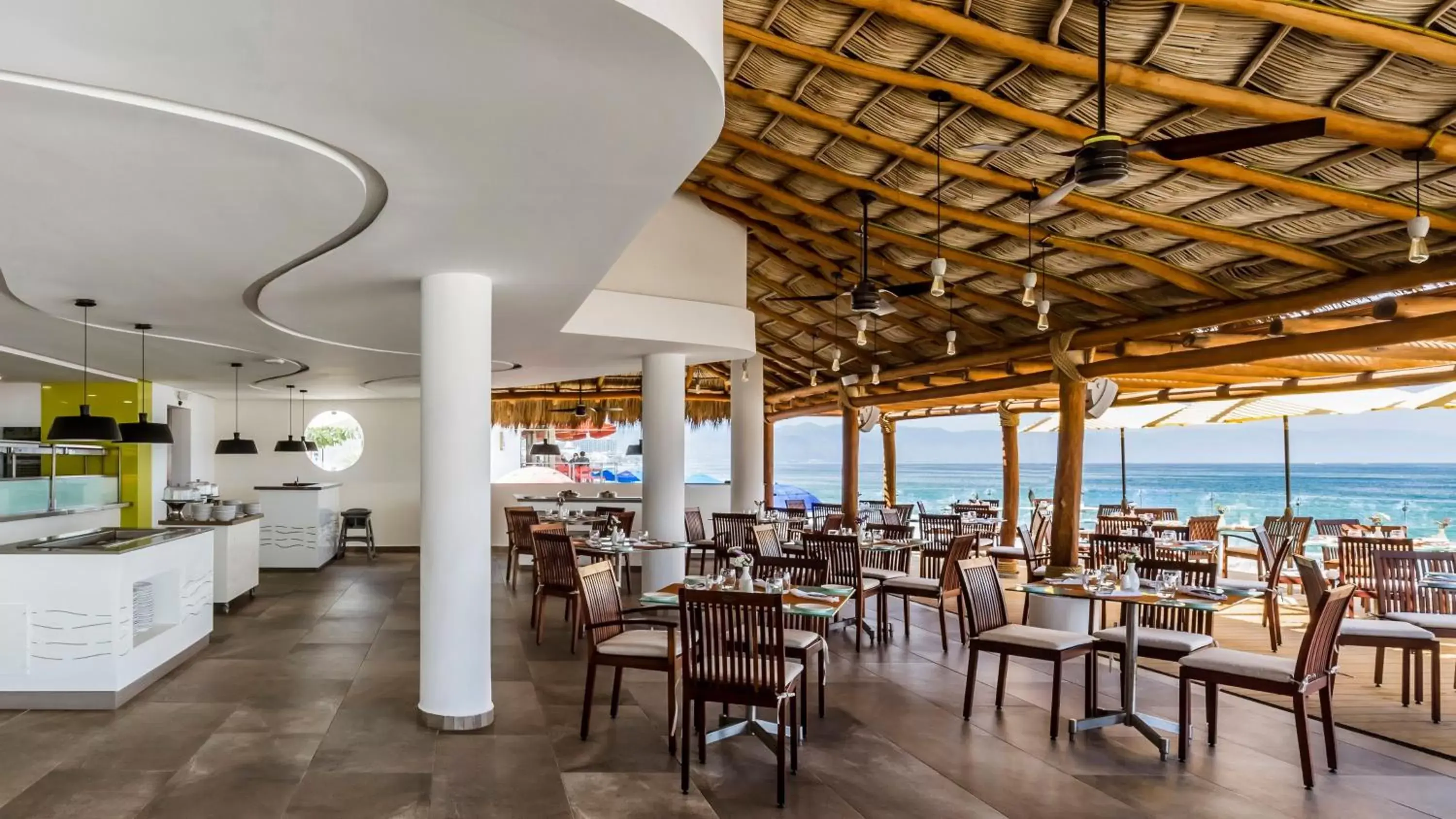 Restaurant/Places to Eat in Buenaventura Grand Hotel & Great Moments - All Inclusive