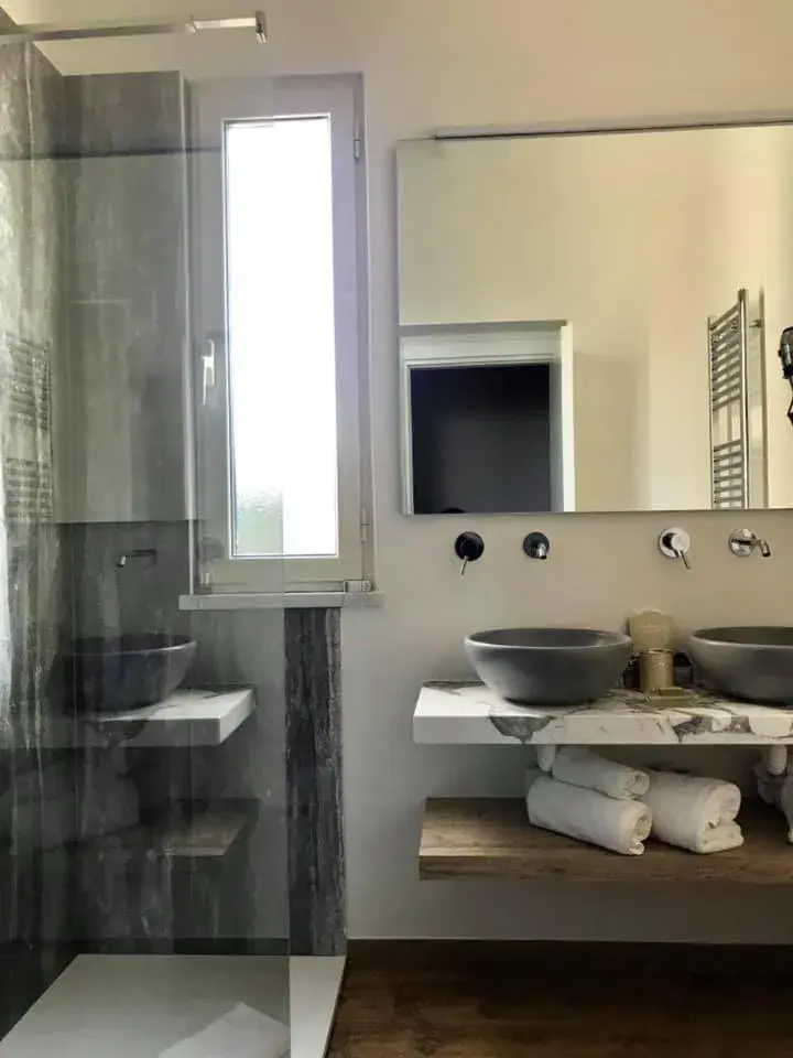 Bathroom in Hotel Luna
