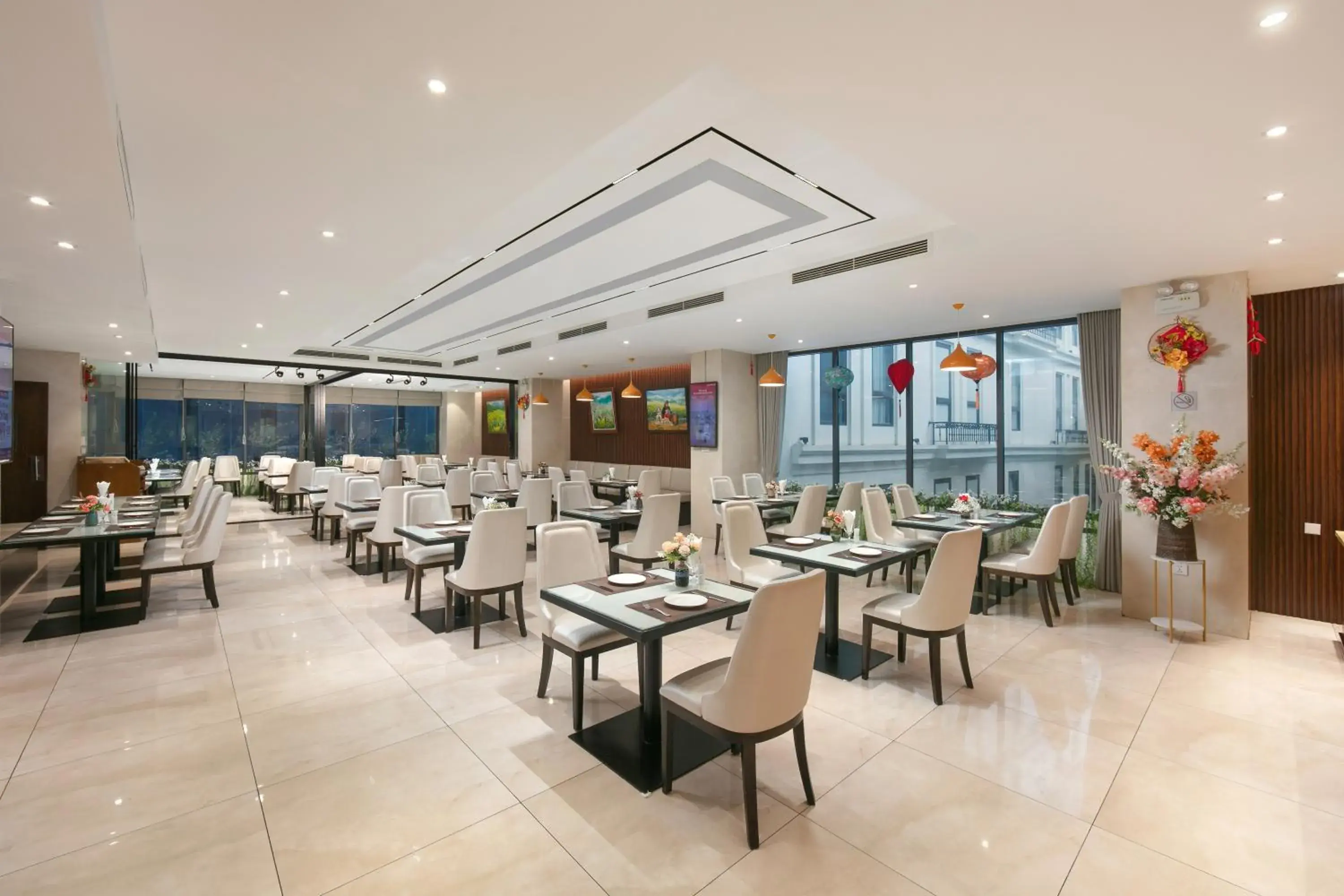 Restaurant/Places to Eat in Grand Cititel Hanoi Hotel