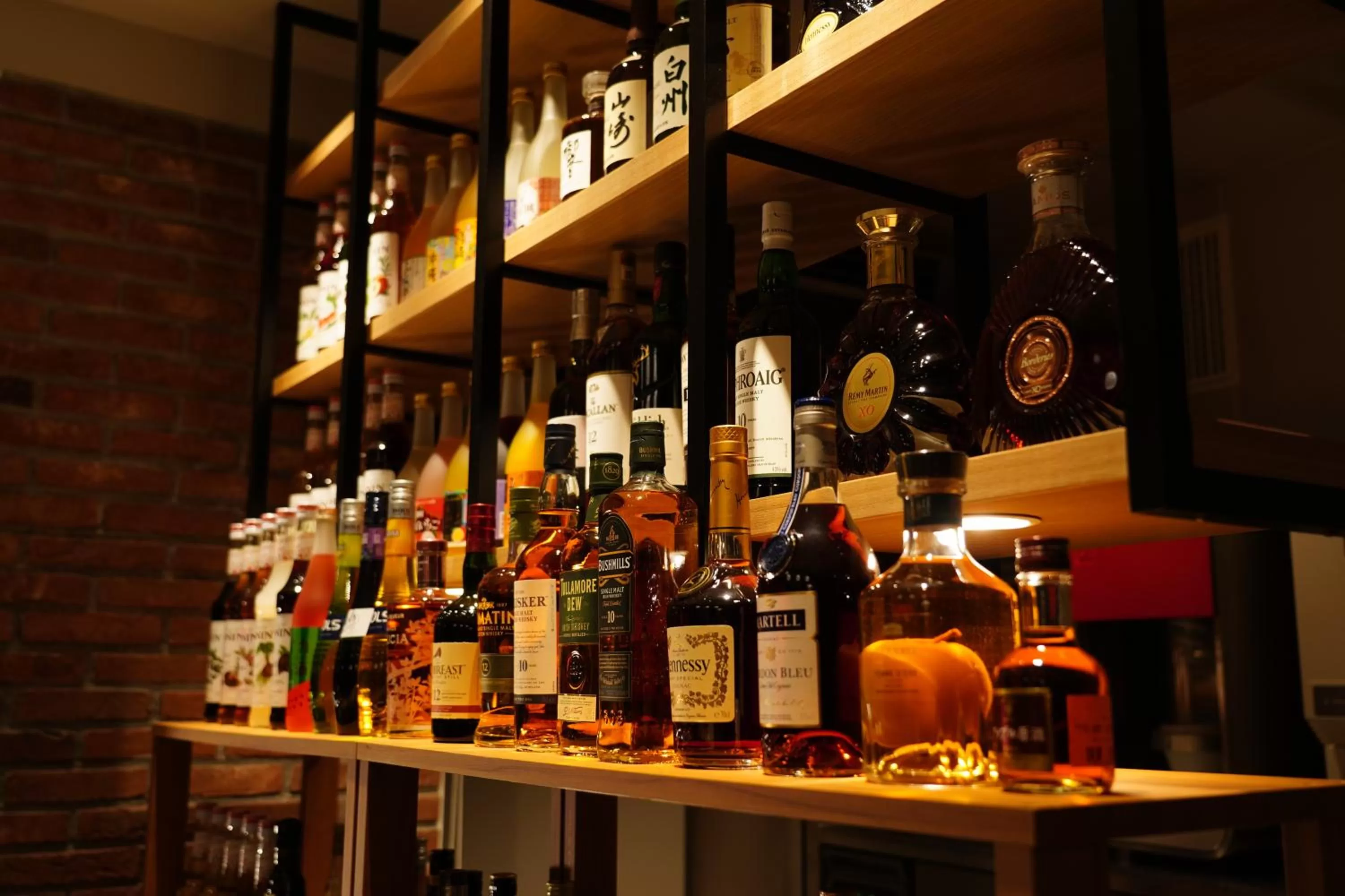 Lounge or bar in Tokyu Stay Hakodate Asaichi Akarinoyu