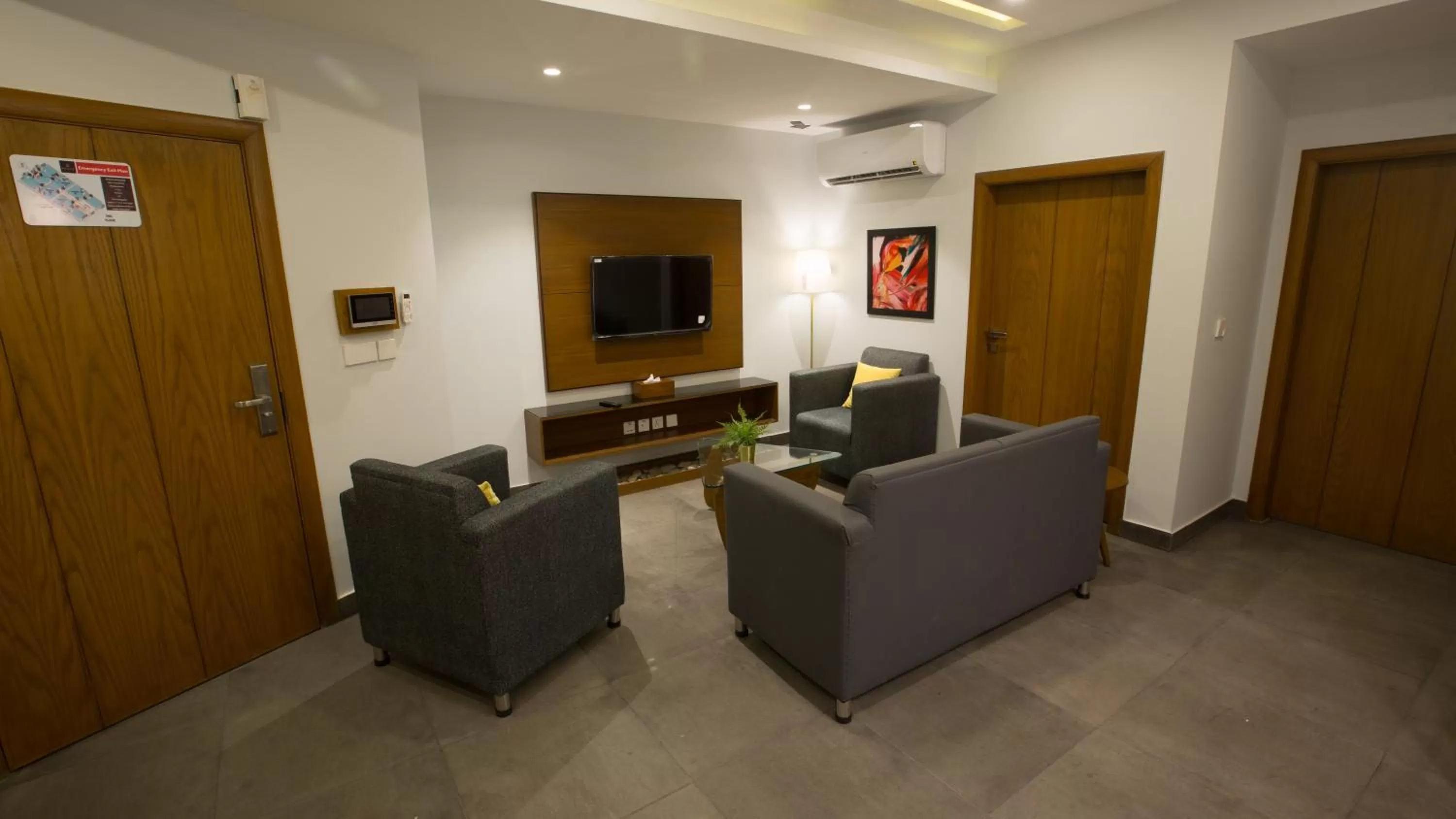 Meeting/conference room, Seating Area in SPACE Luxury Rental Suites