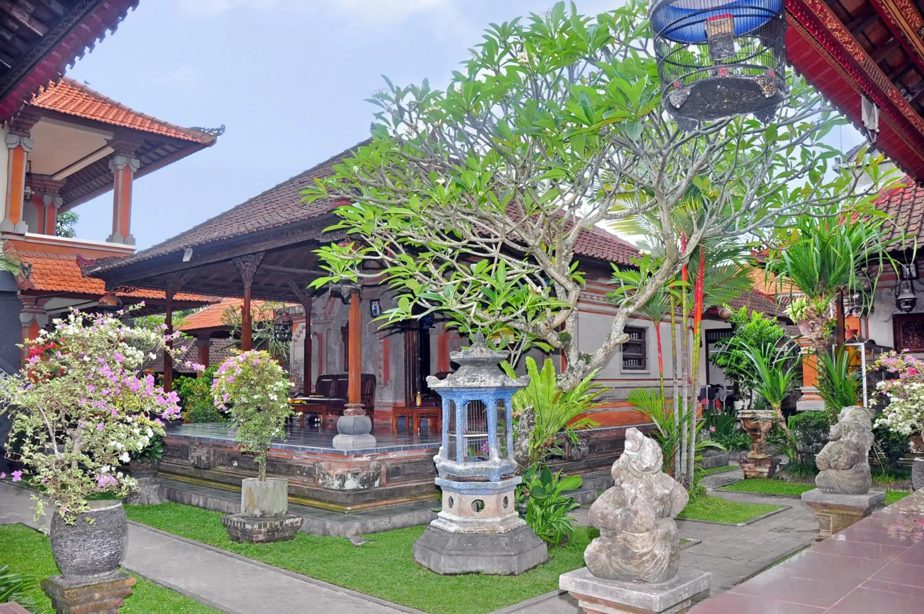 Facade/entrance, Property Building in Nick's Homestay