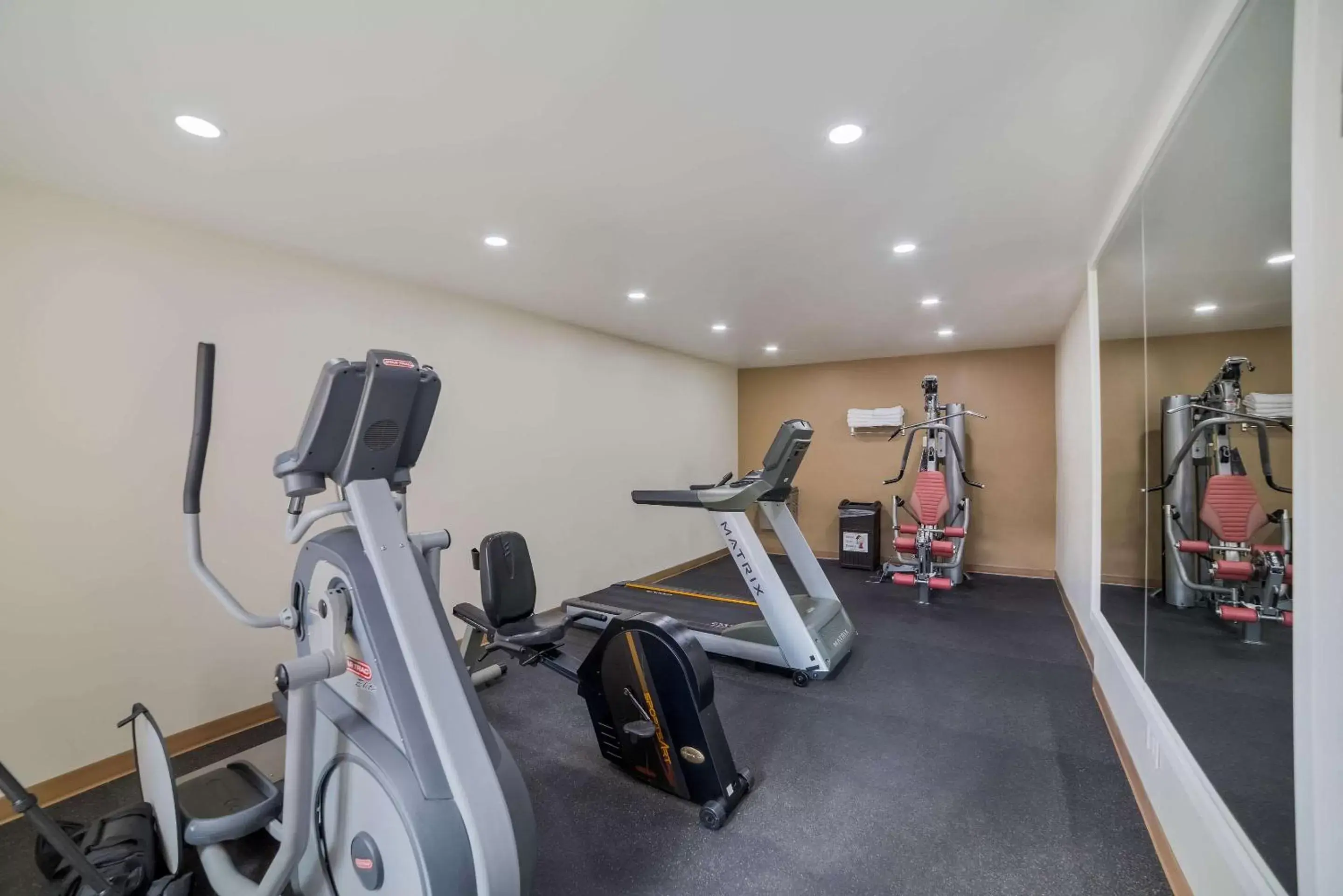 Fitness centre/facilities, Fitness Center/Facilities in Quality Inn and Suites Goodyear