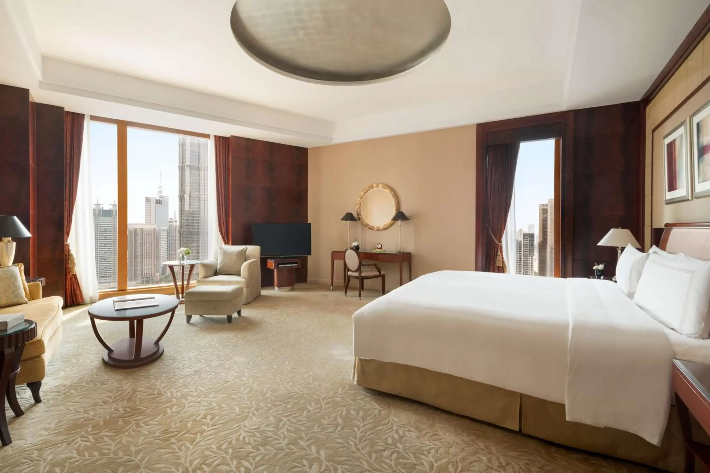 Photo of the whole room in Pudong Shangri-La, Shanghai