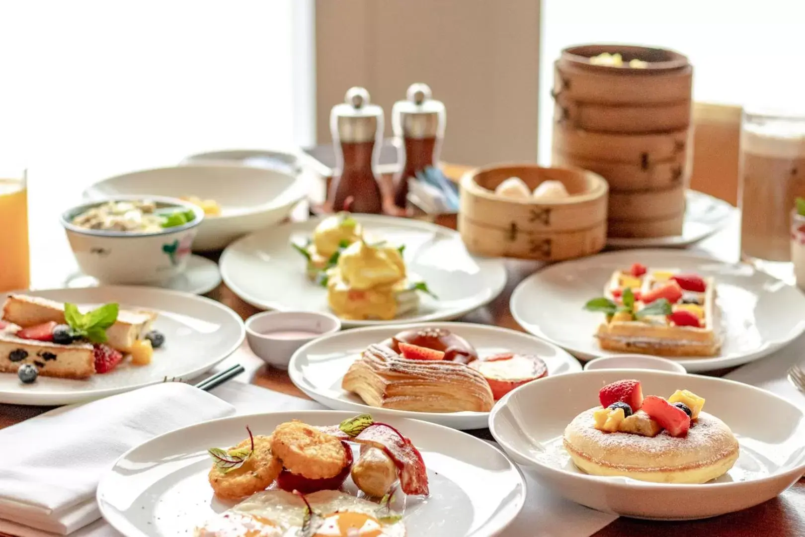 Breakfast in Park Hyatt Guangzhou - Free Shuttle Bus To Canton Fair Complex During Canton Fair Period