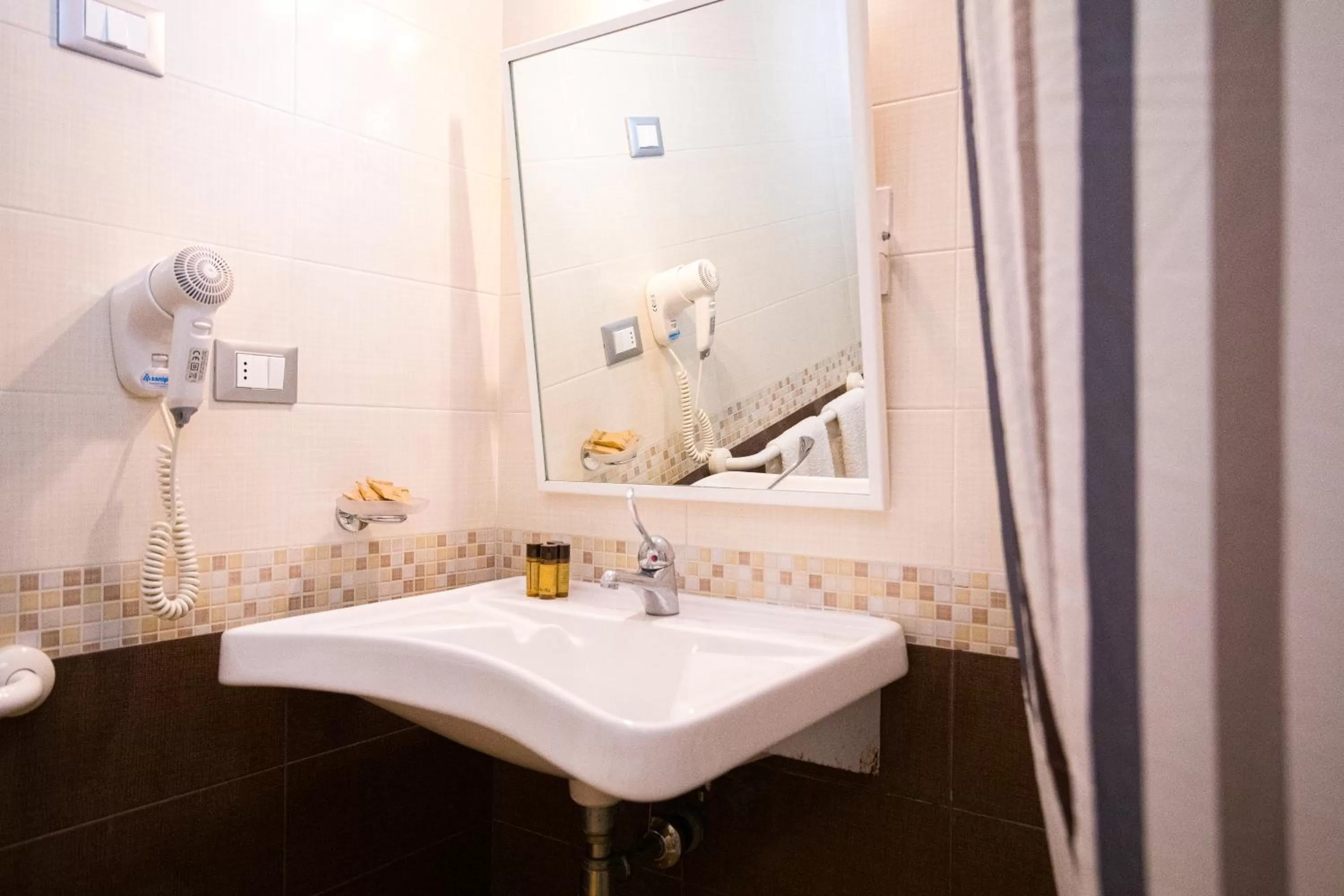 Bathroom in Donnosanto Residence Torre Santa Sabina