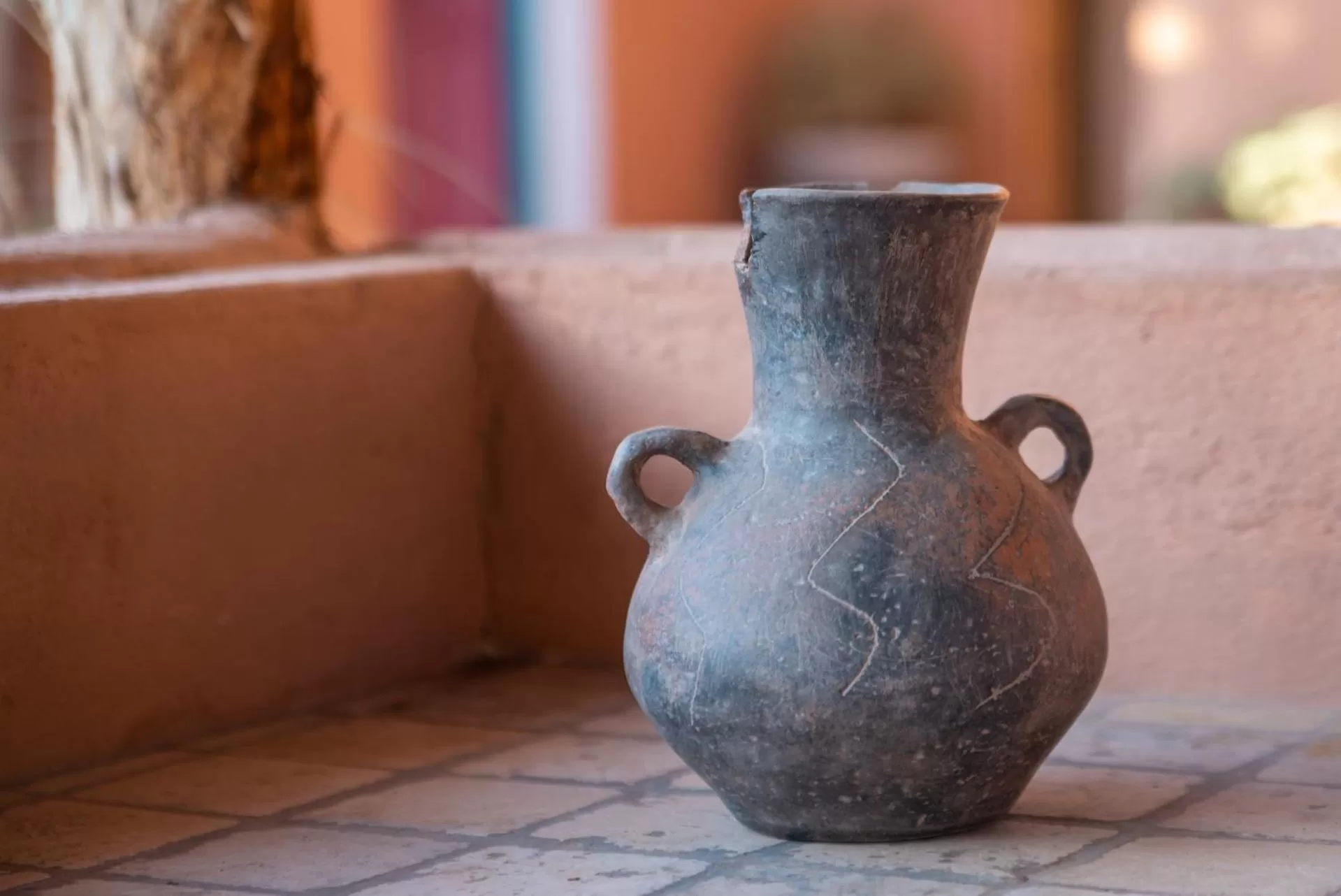 Decorative detail in Hotel Pat'ta Hoiri